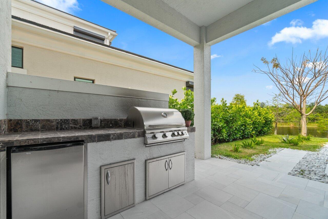 ARTISTRY - Residential Lease