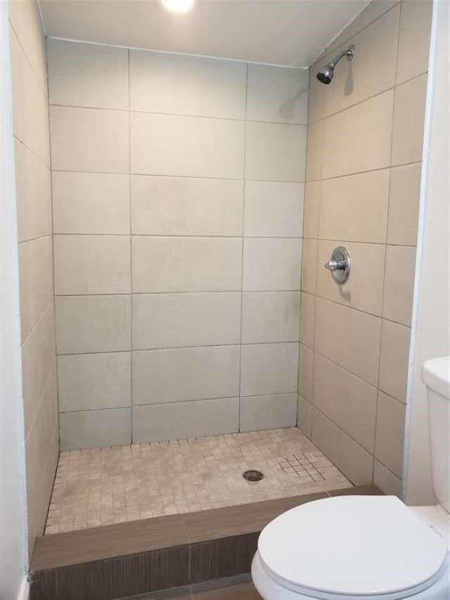 Hollywood View 12-47 B - Residential Income