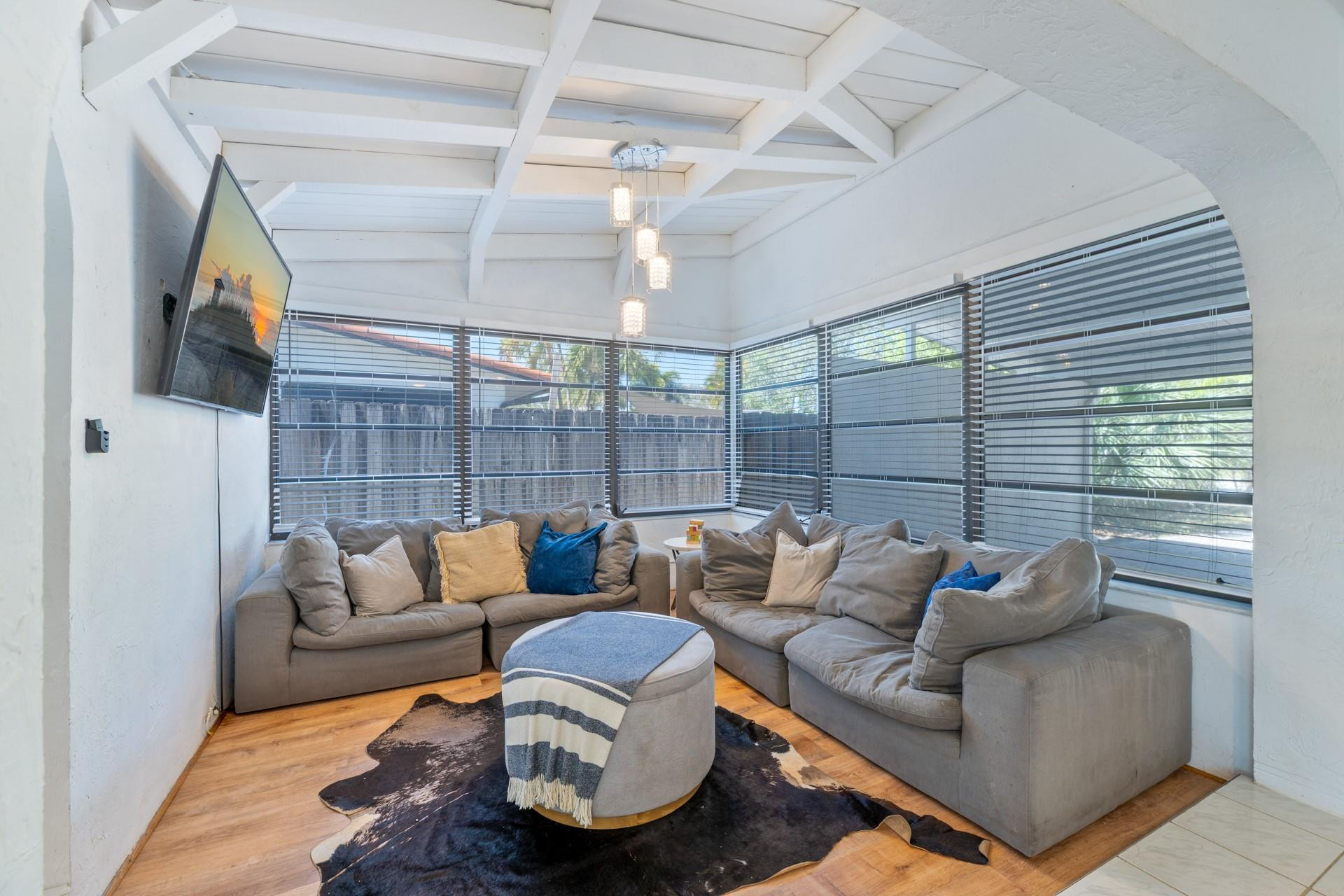 OAKLAND HEIGHTS - Residential