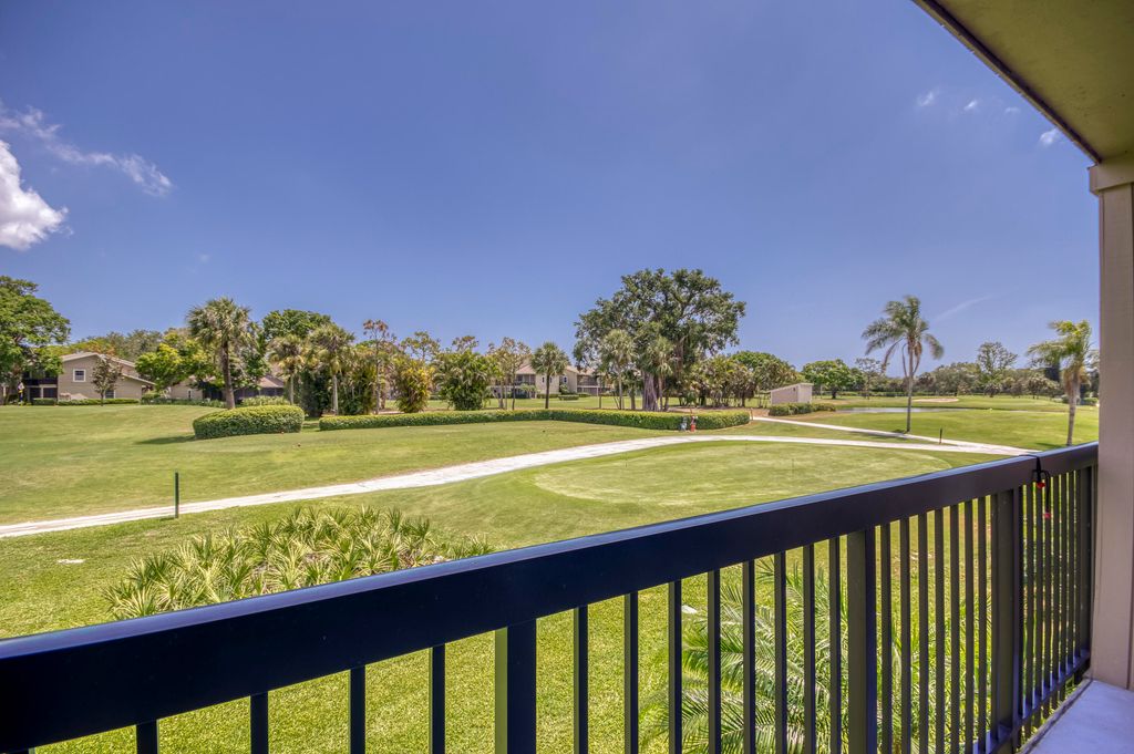 Photo of 9239 SE Riverfront Terrace #D, Jupiter, FL 33469 (MLS # R11087697)