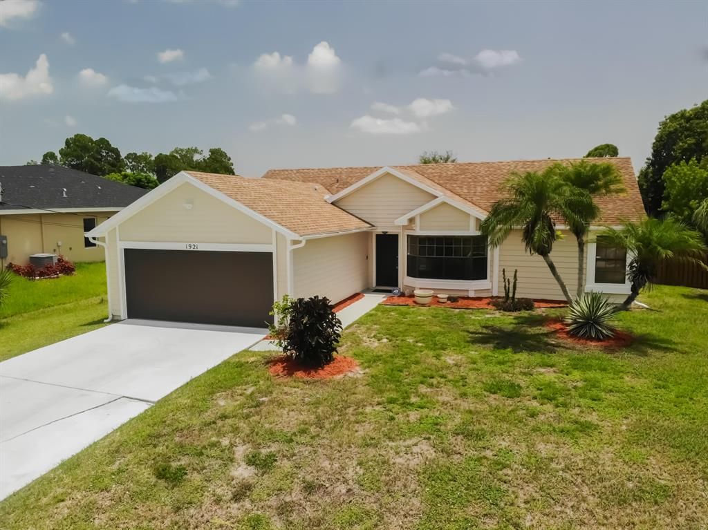 Photo of 1921 SW Granello Terrace Ter, Port Saint Lucie, FL 34953 (MLS # R10820711)