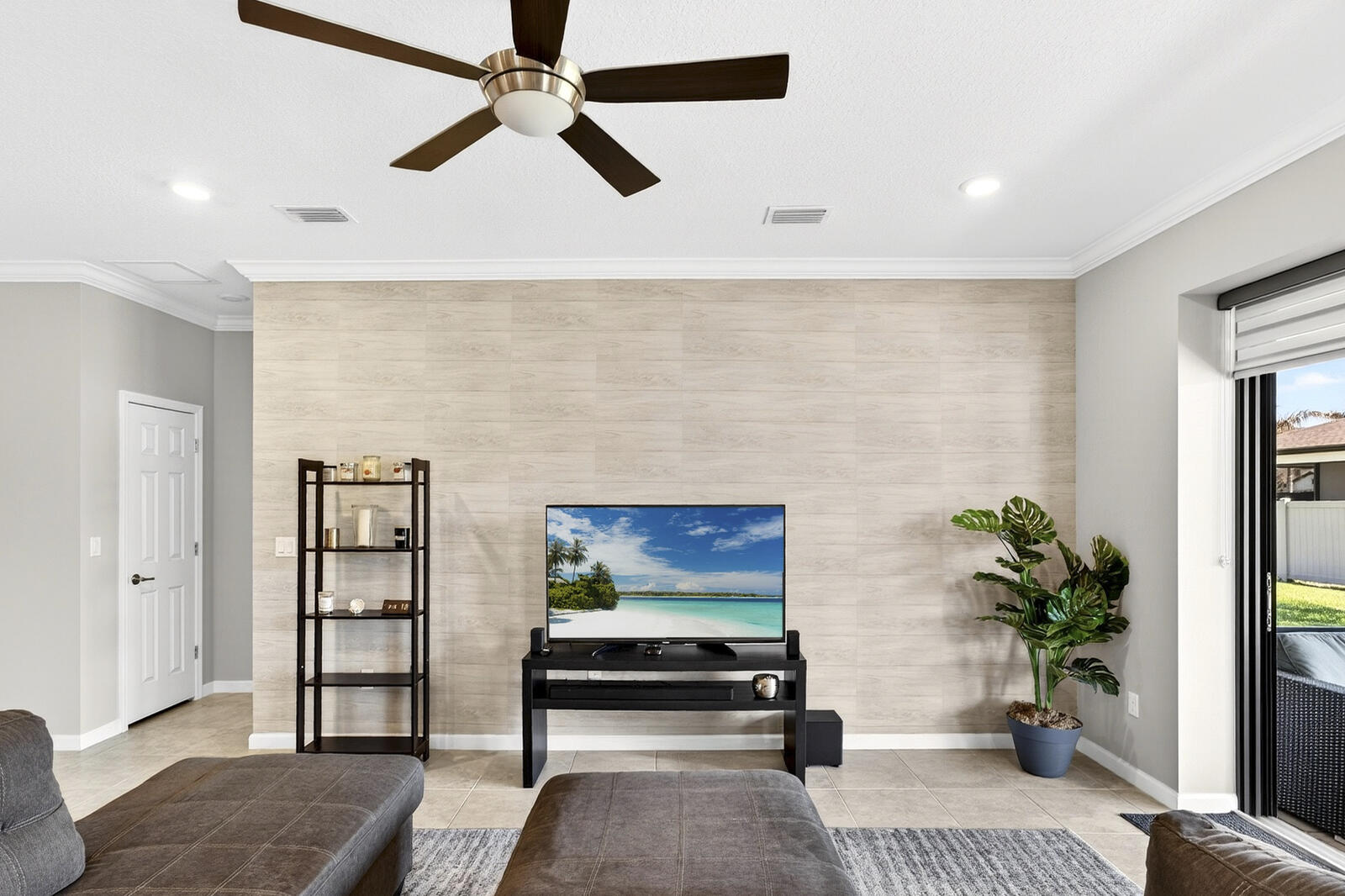 MAGNOLIA COURT AT WATERWAY VILLAGE - Residential