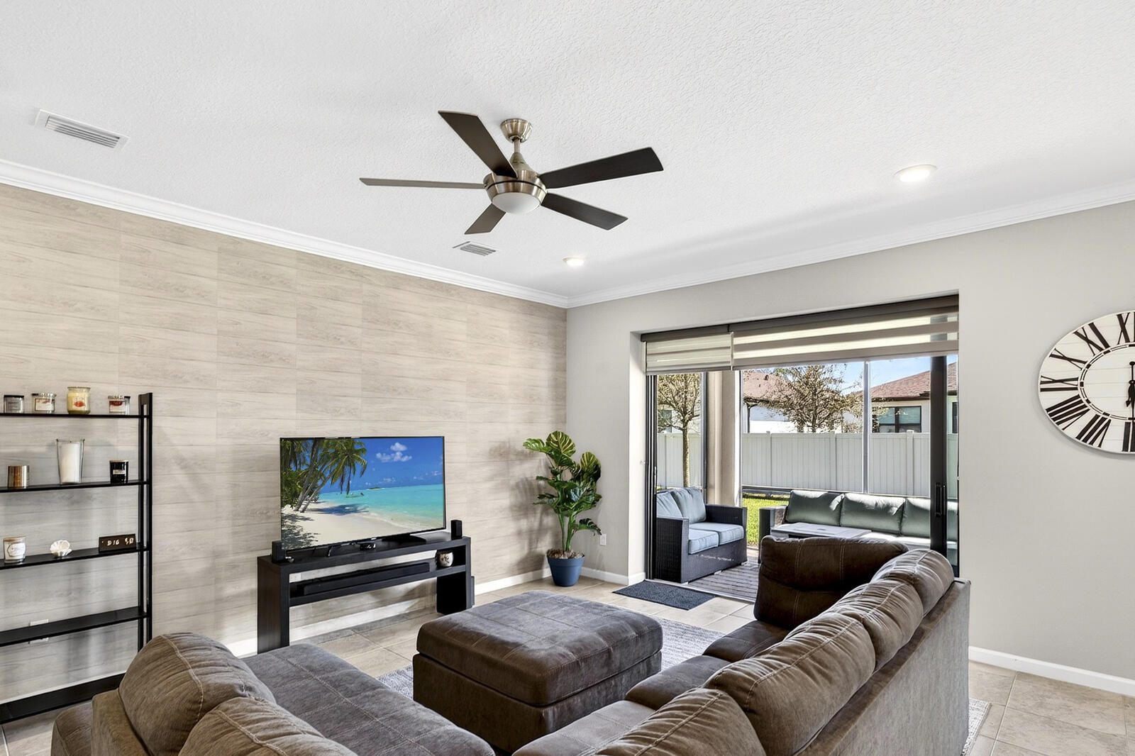 MAGNOLIA COURT AT WATERWAY VILLAGE - Residential