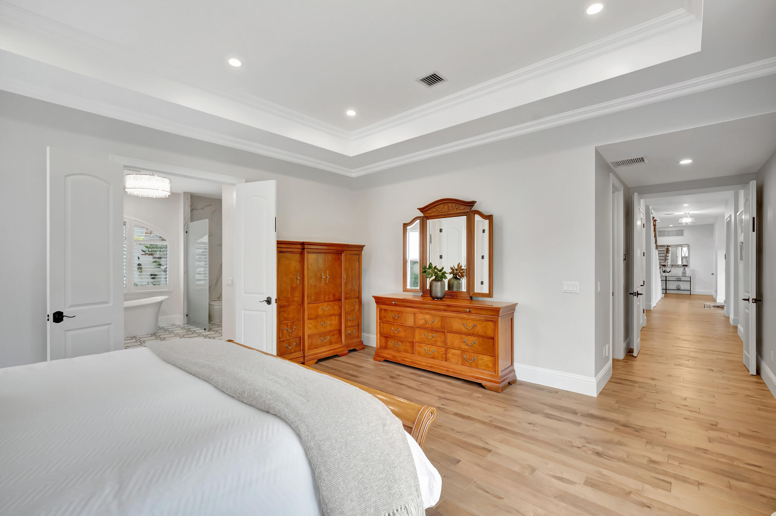 BONIELLOS ACRES - Residential