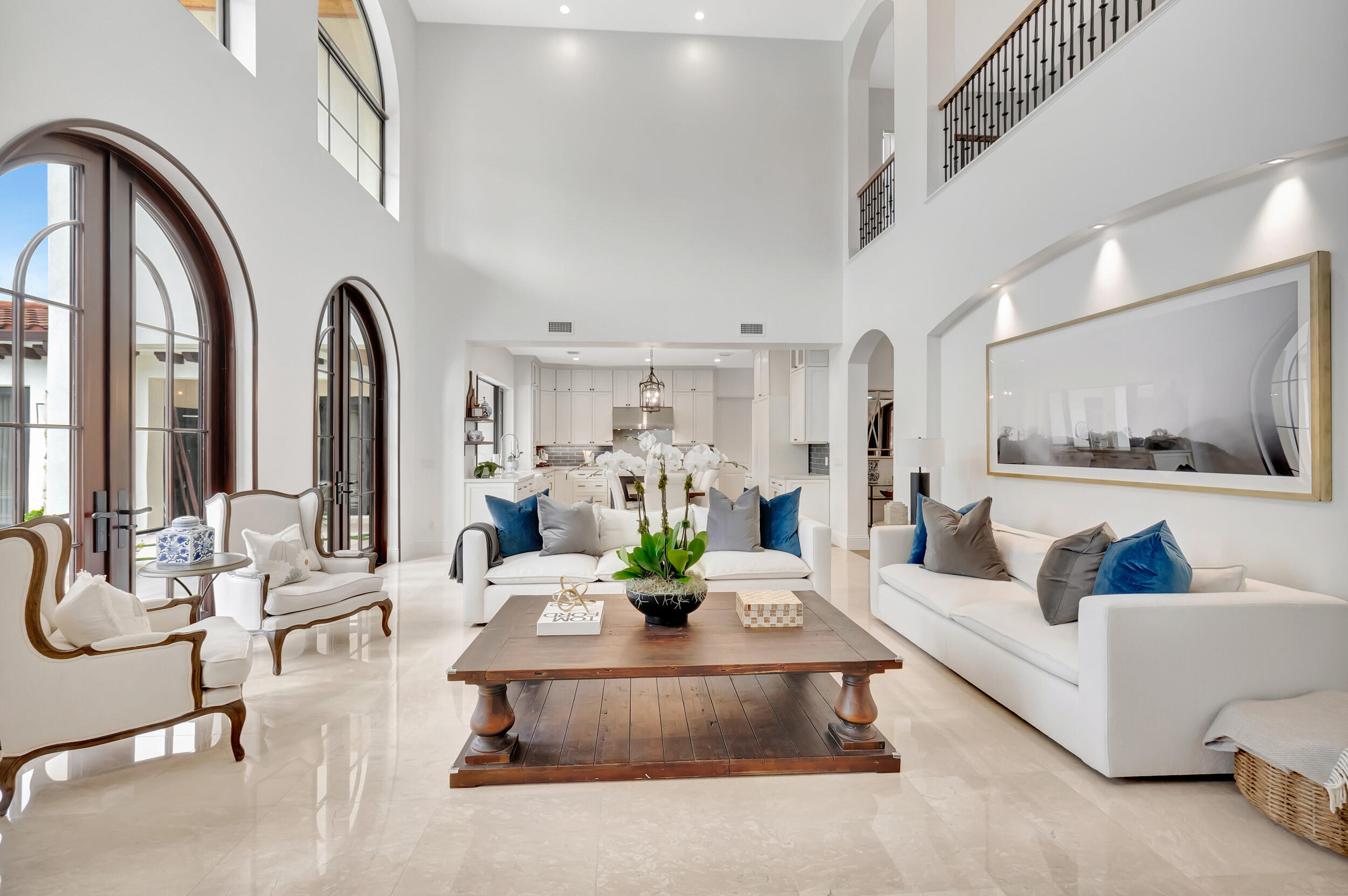 BONIELLOS ACRES - Residential