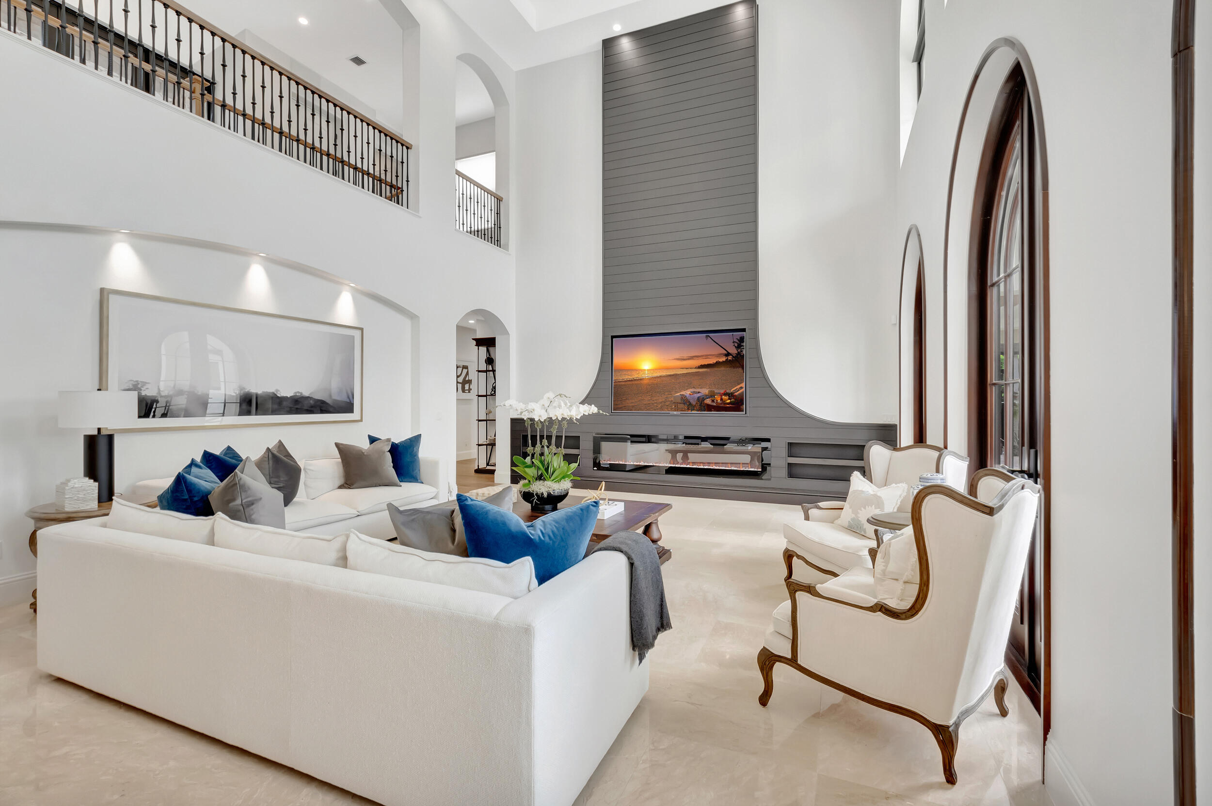 BONIELLOS ACRES - Residential