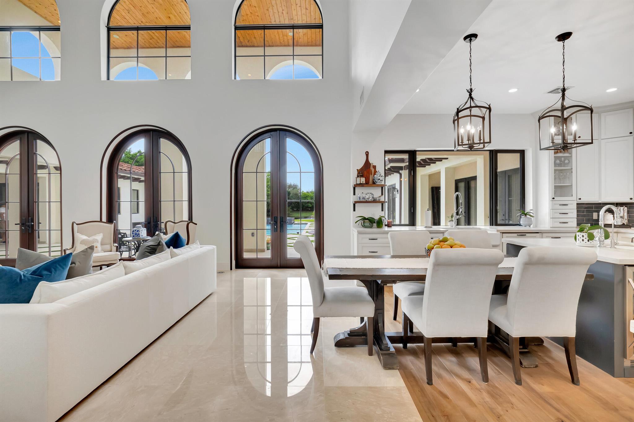 BONIELLOS ACRES - Residential