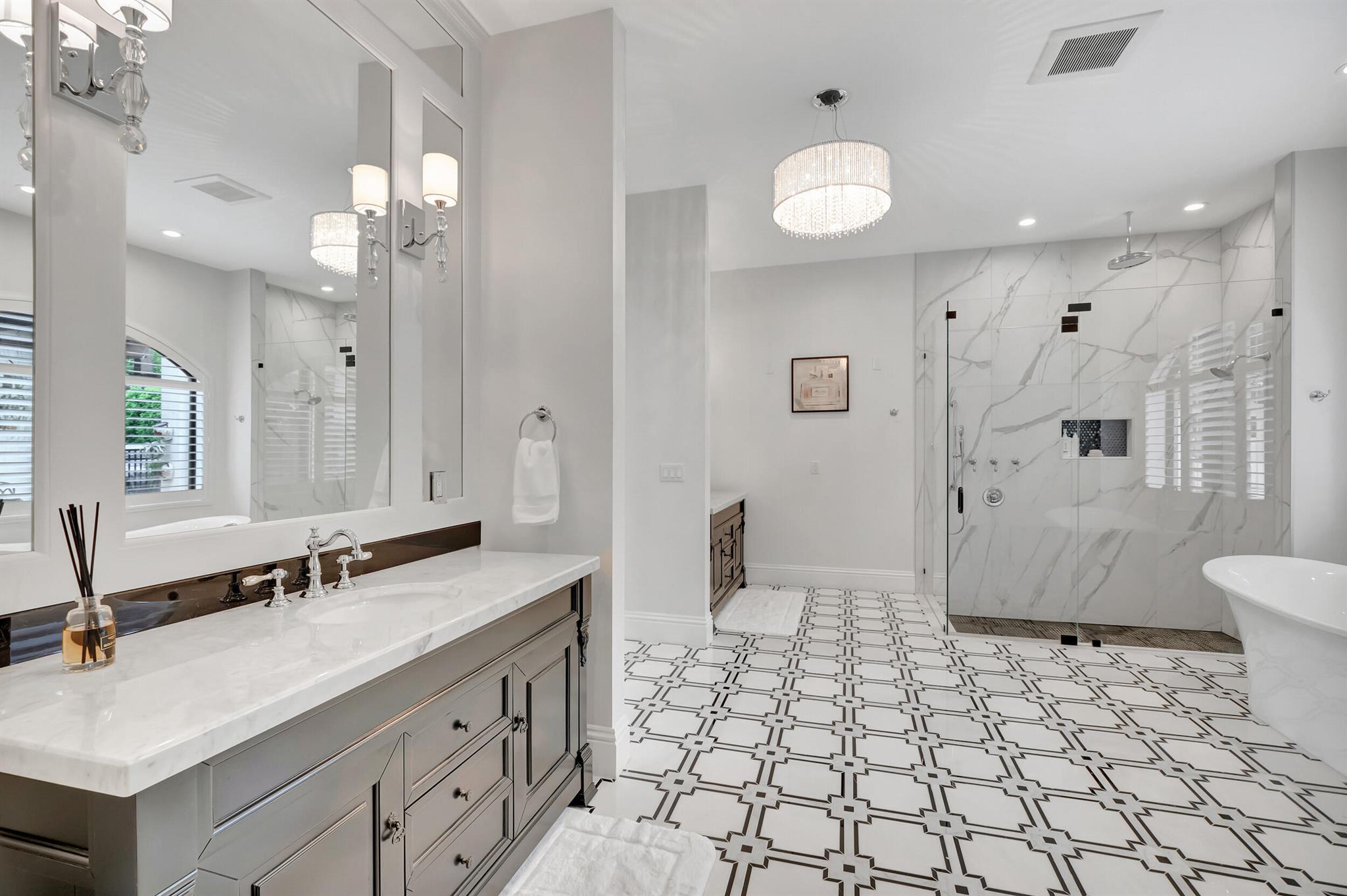 BONIELLOS ACRES - Residential