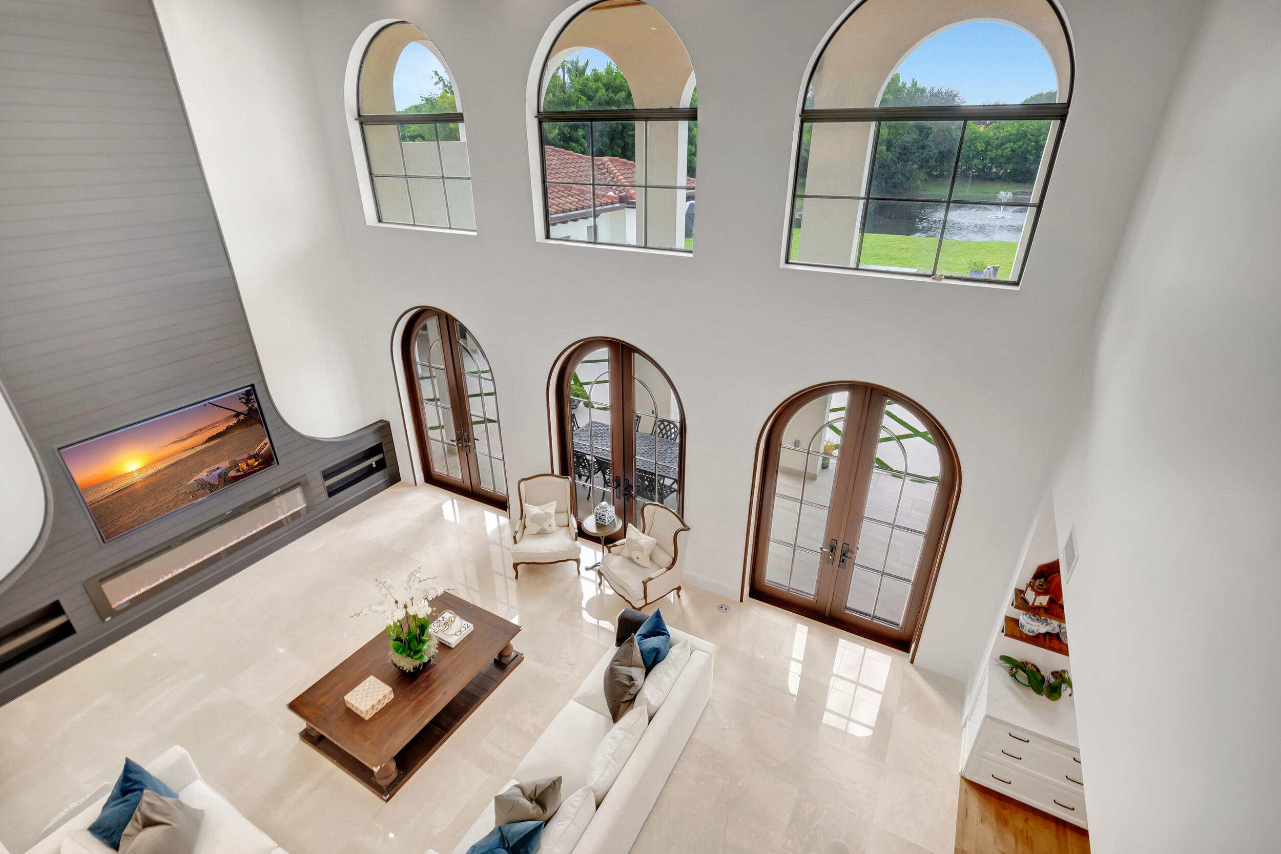 BONIELLOS ACRES - Residential