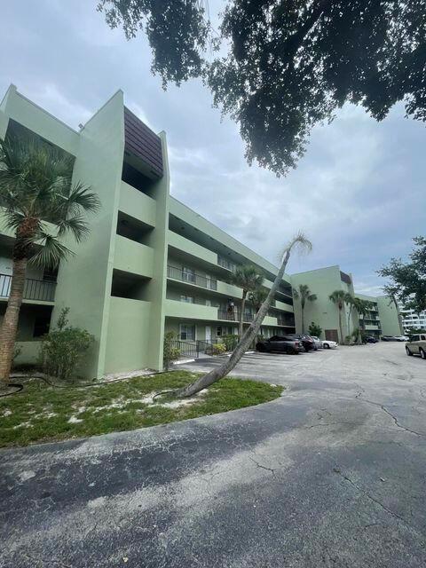 JAMESTOWN CONDO - Residential Lease