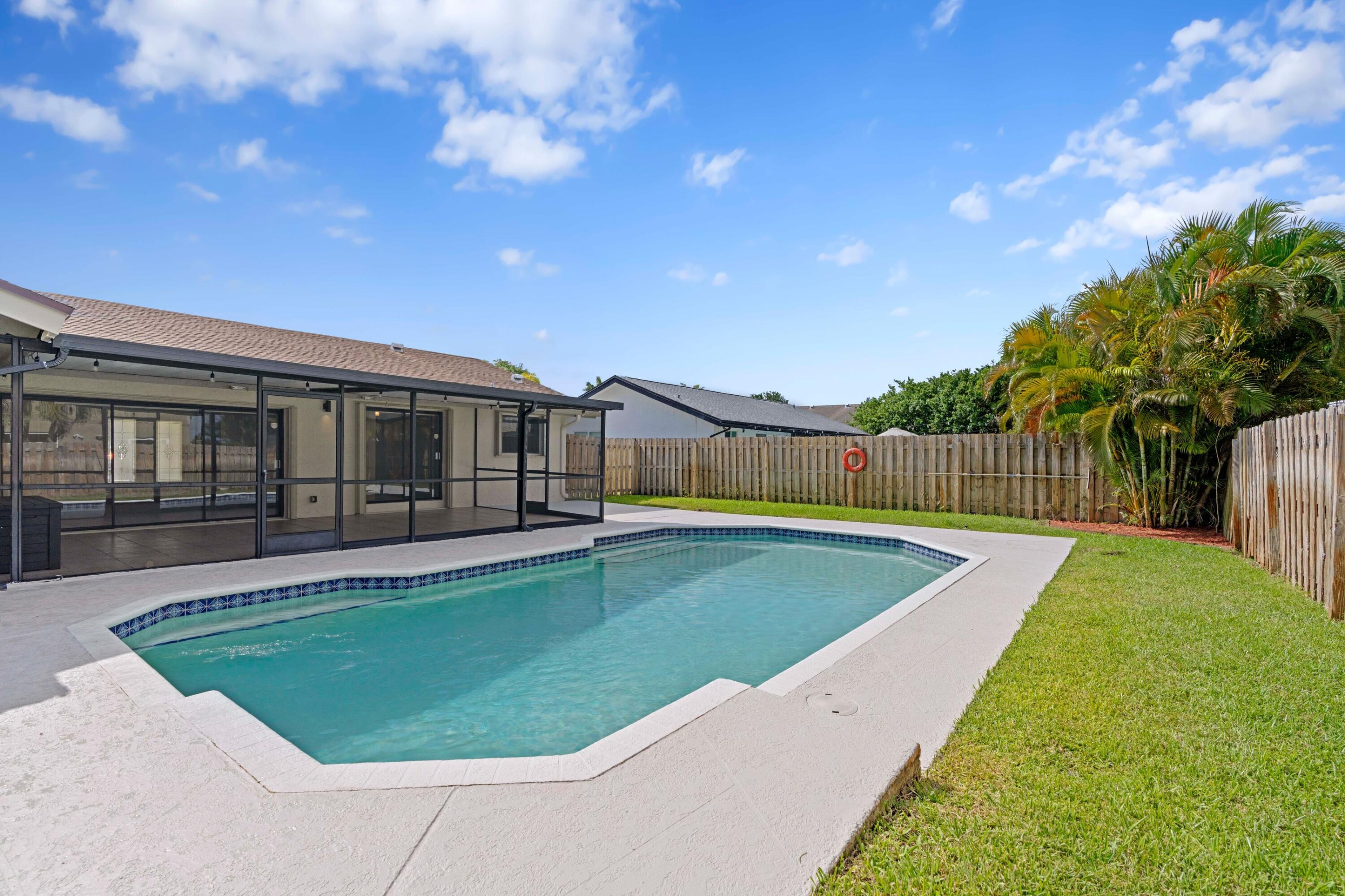 LAKEWOOD EAST SEC 2 - Residential