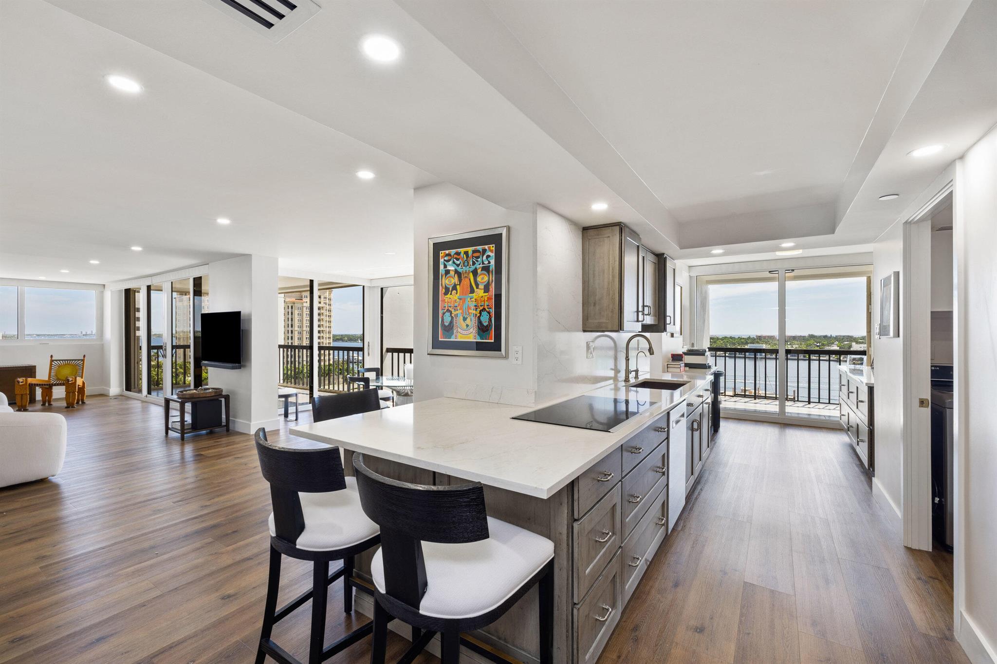 WATERVIEW TOWERS CONDO - Residential