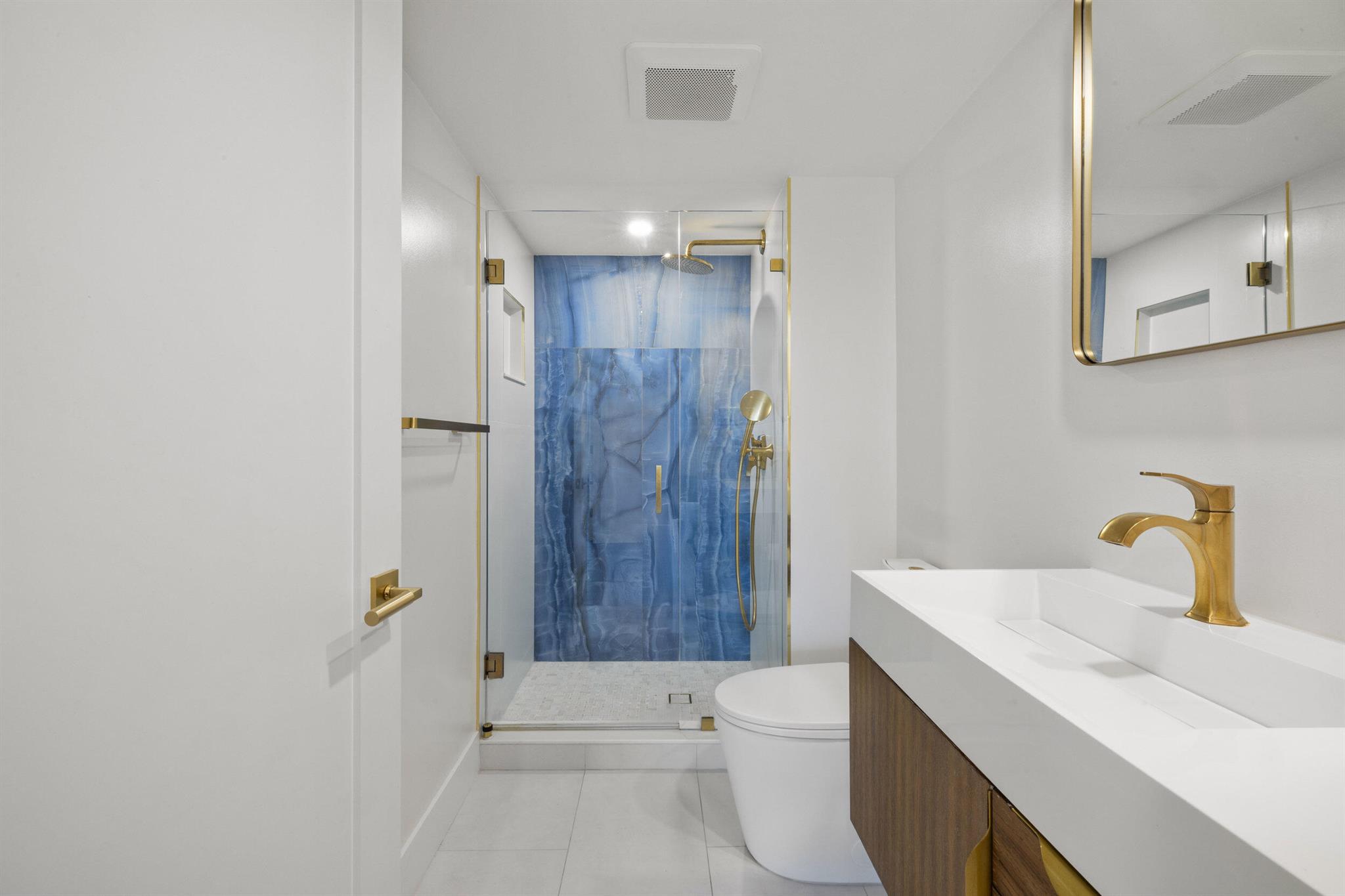 WATERVIEW TOWERS CONDO - Residential