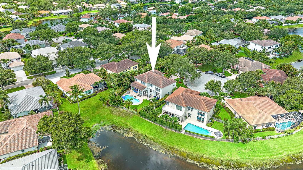 Photo of 252 Spoonbill Lane N, Jupiter, FL 33458 (MLS # R11005833)