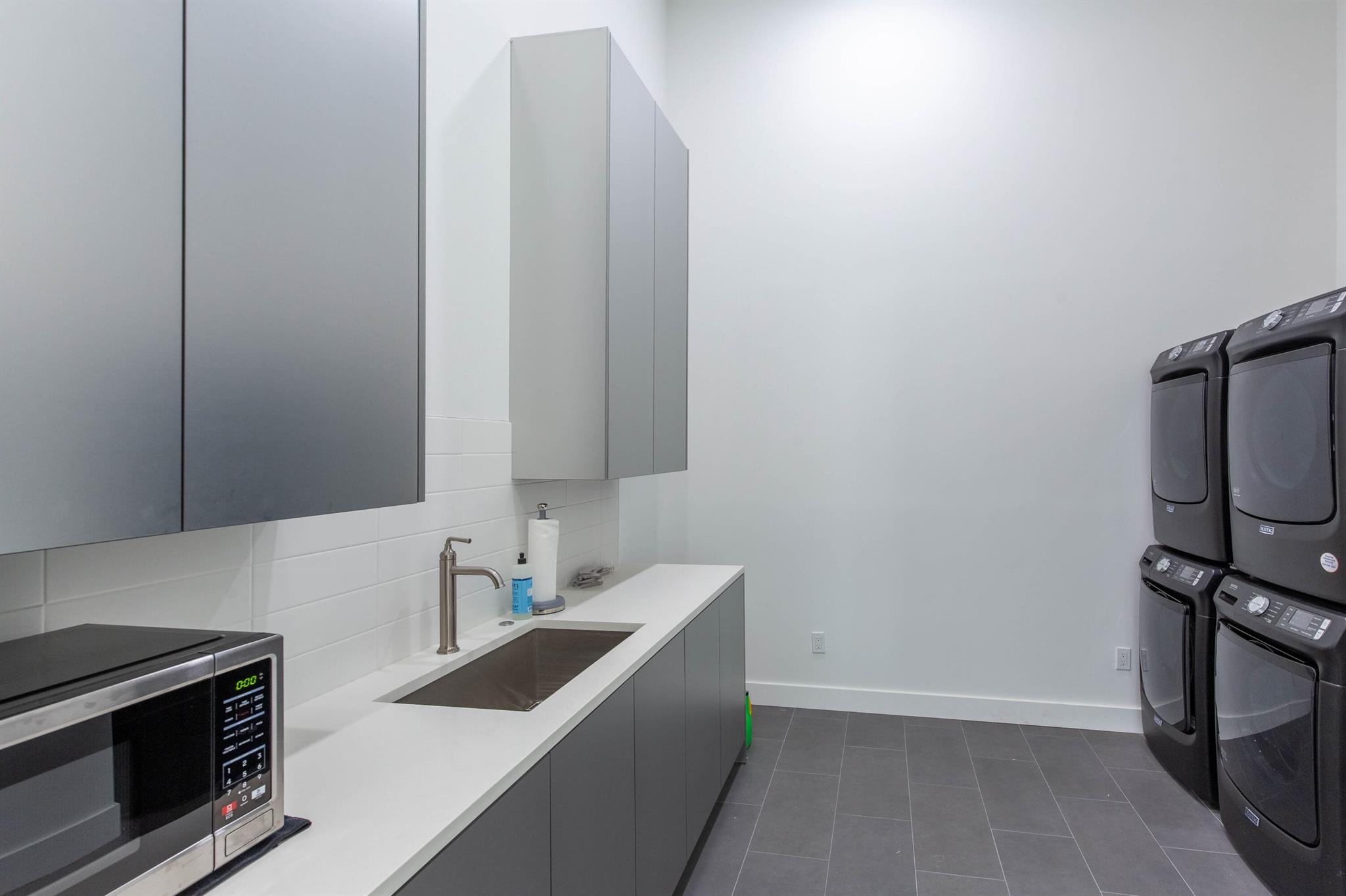 LOXAHATCHEE GROVES - Residential Lease