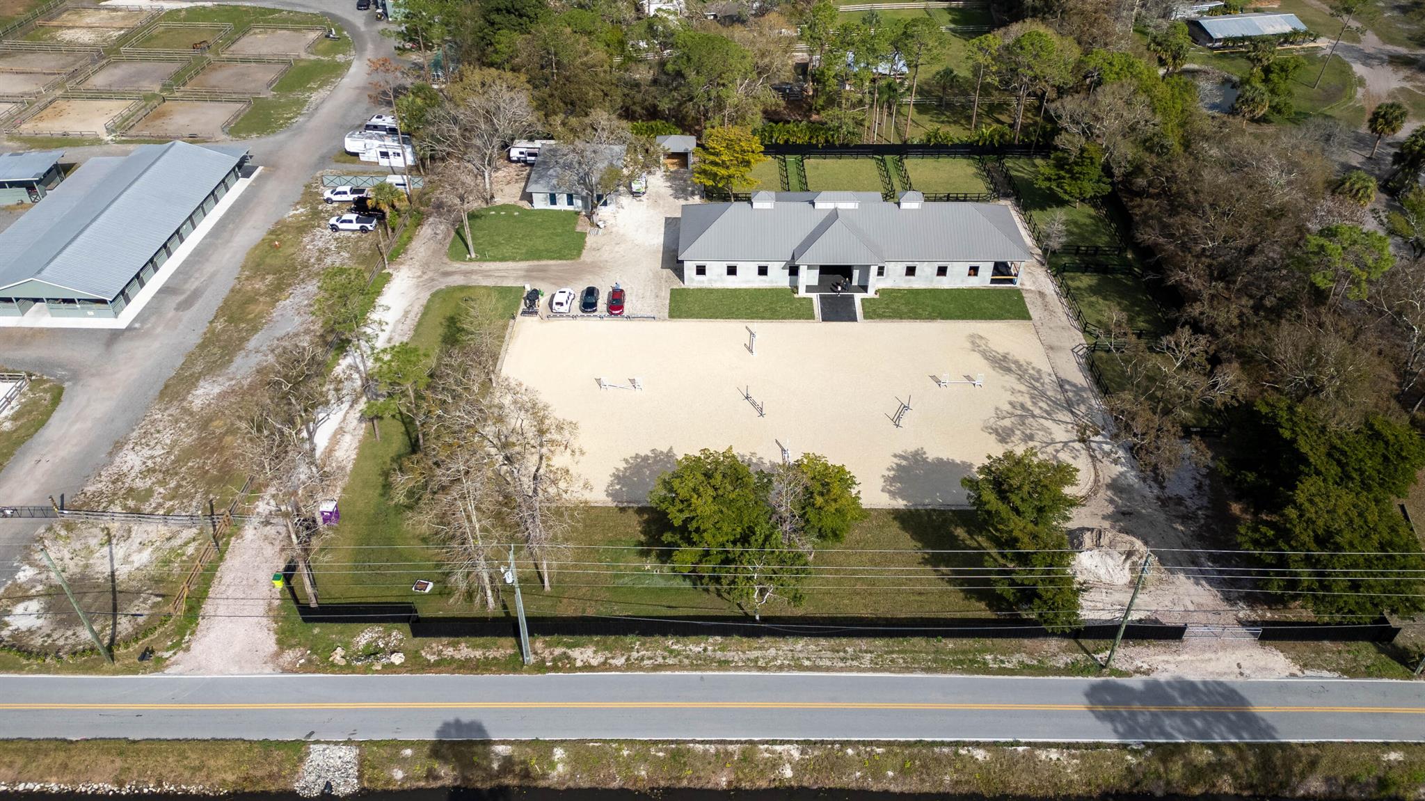 LOXAHATCHEE GROVES - Residential Lease