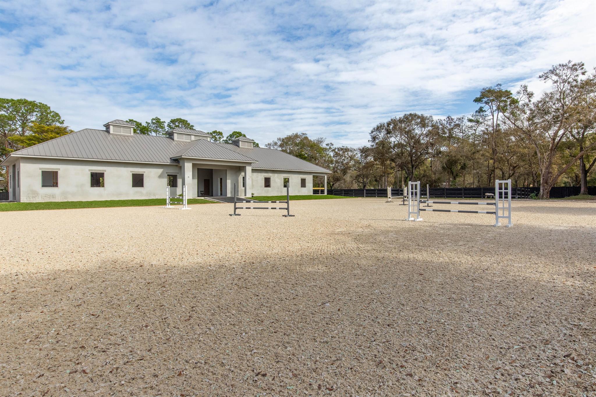 LOXAHATCHEE GROVES - Residential Lease