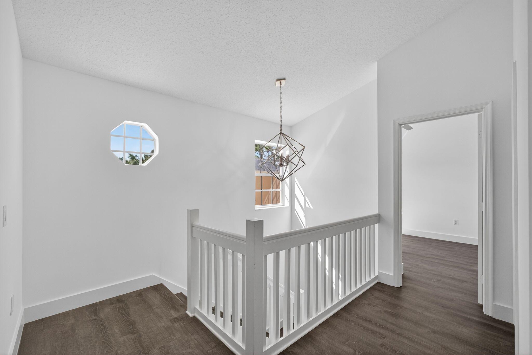 LAUREL OAKS - Residential