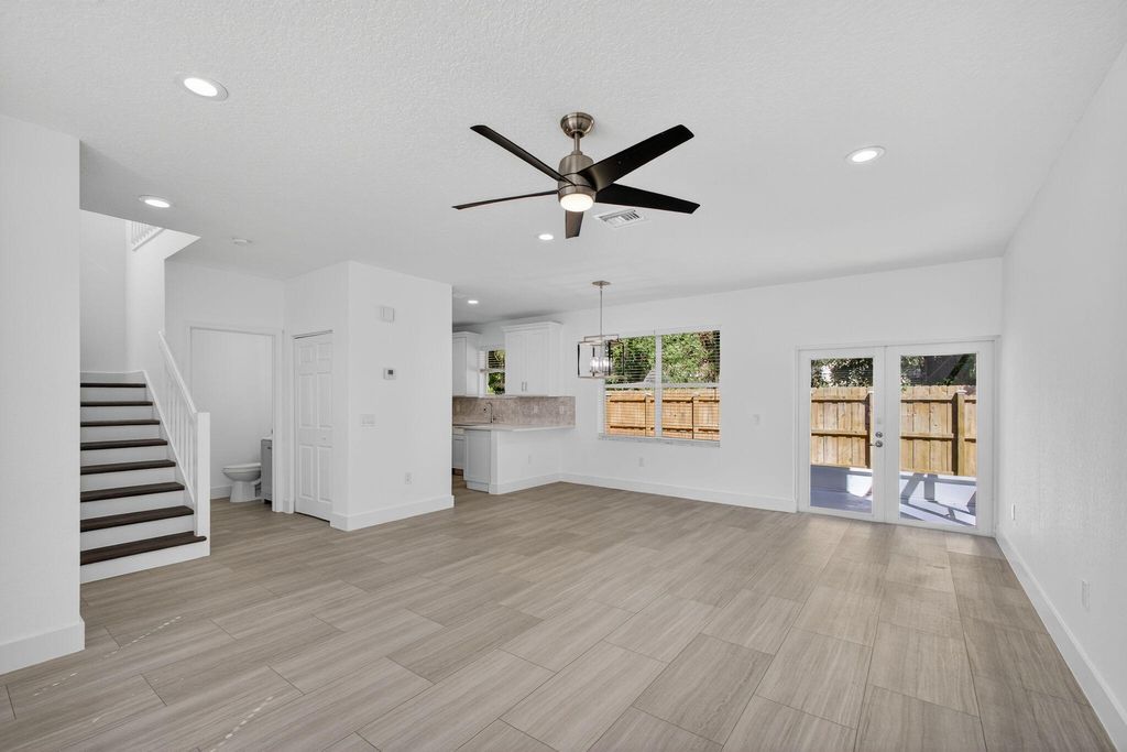 Photo of 341 Laurel Oaks Way, Jupiter, FL 33458 (MLS # R11132629)