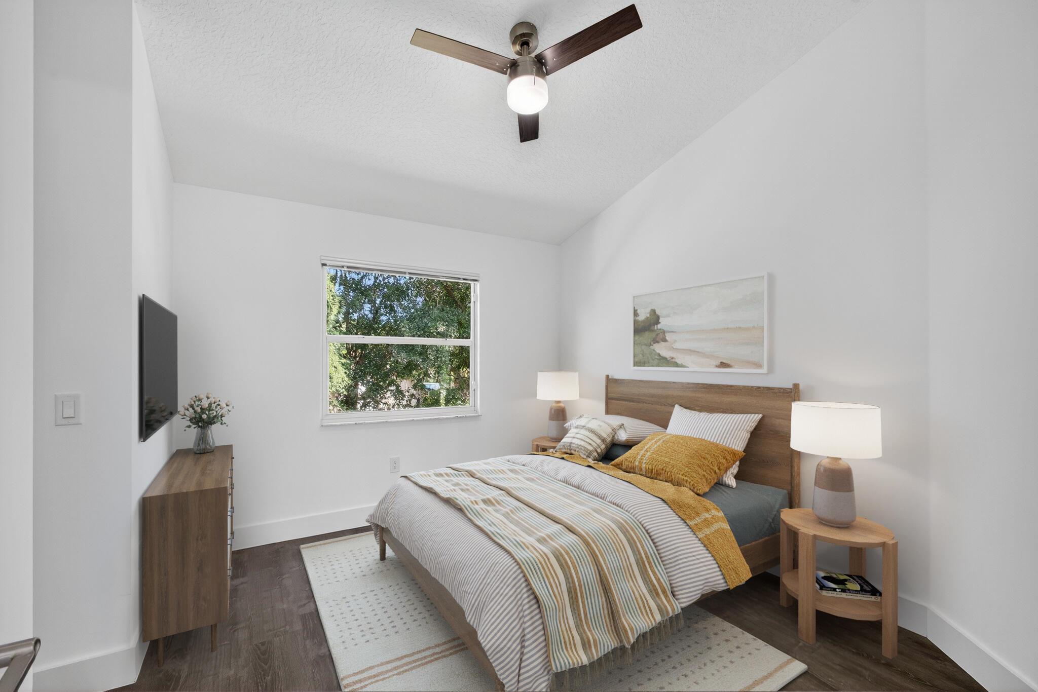 LAUREL OAKS - Residential