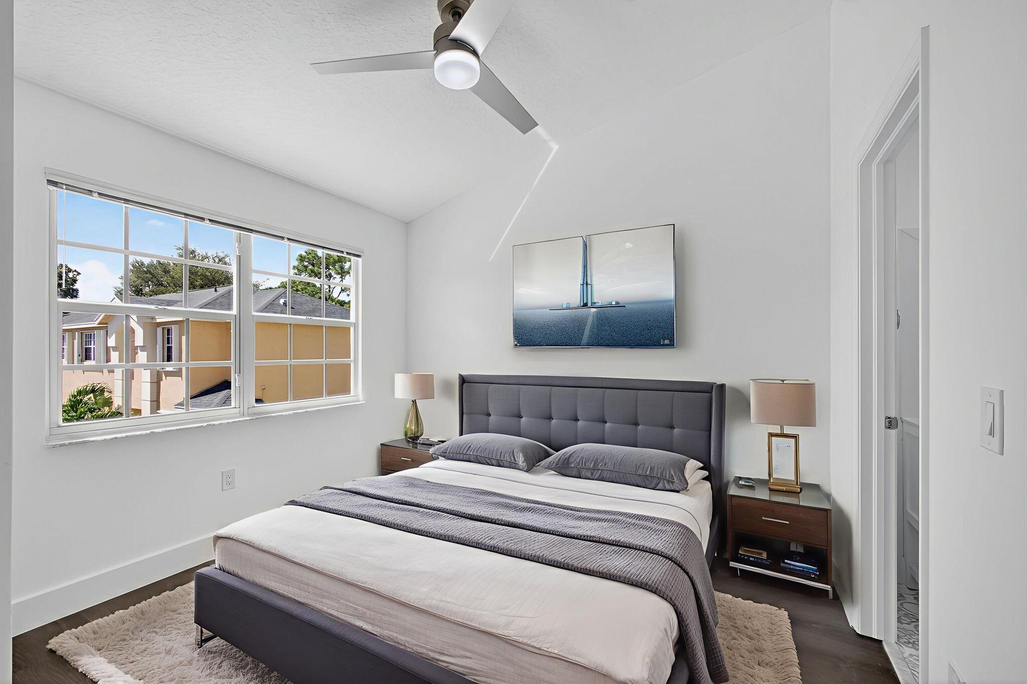 LAUREL OAKS - Residential