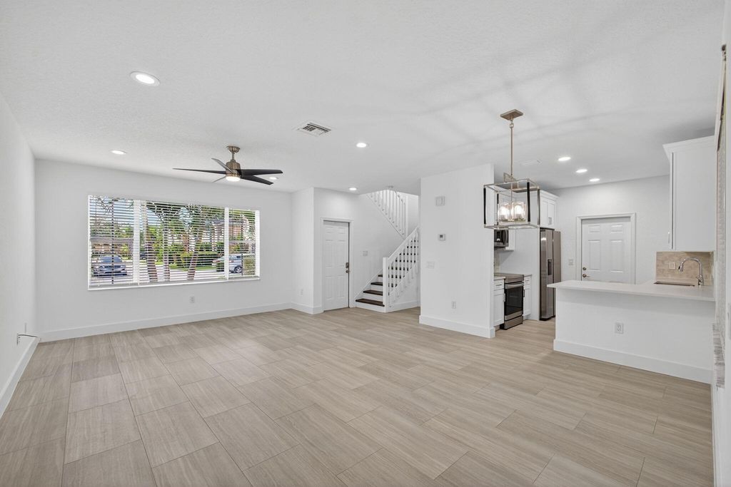 Photo of 341 Laurel Oaks Way, Jupiter, FL 33458 (MLS # R11132629)