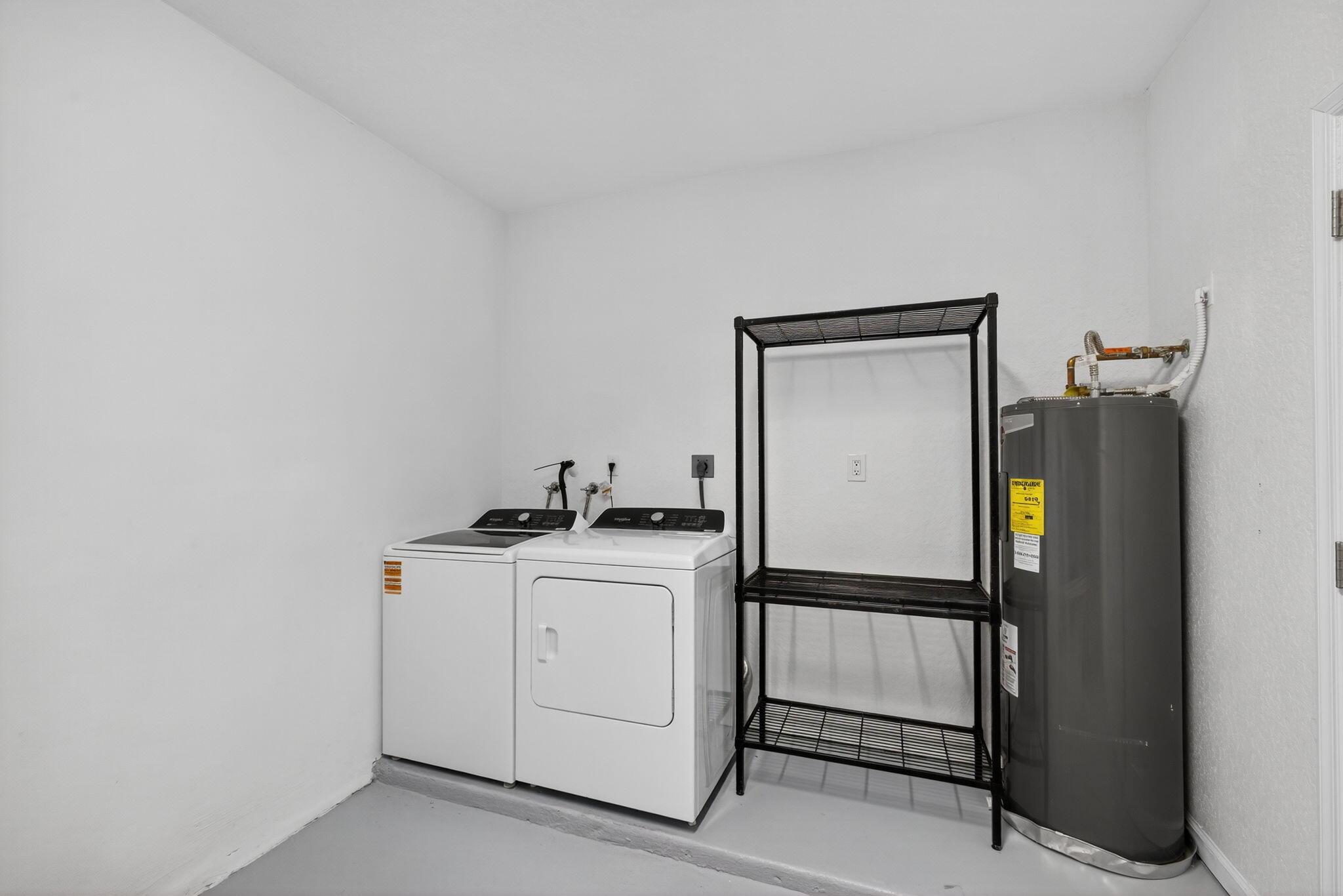 LAUREL OAKS - Residential