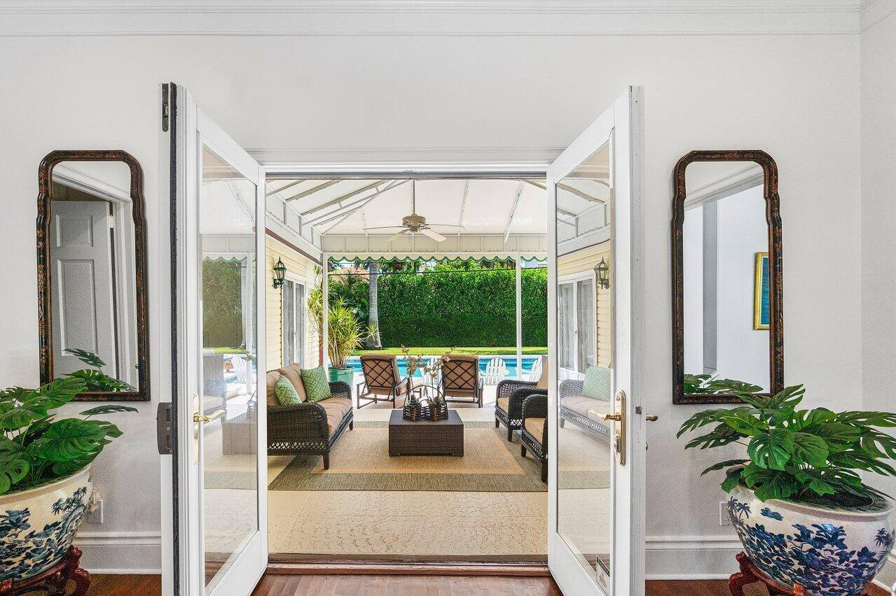 DRAKE PARK - Residential Lease