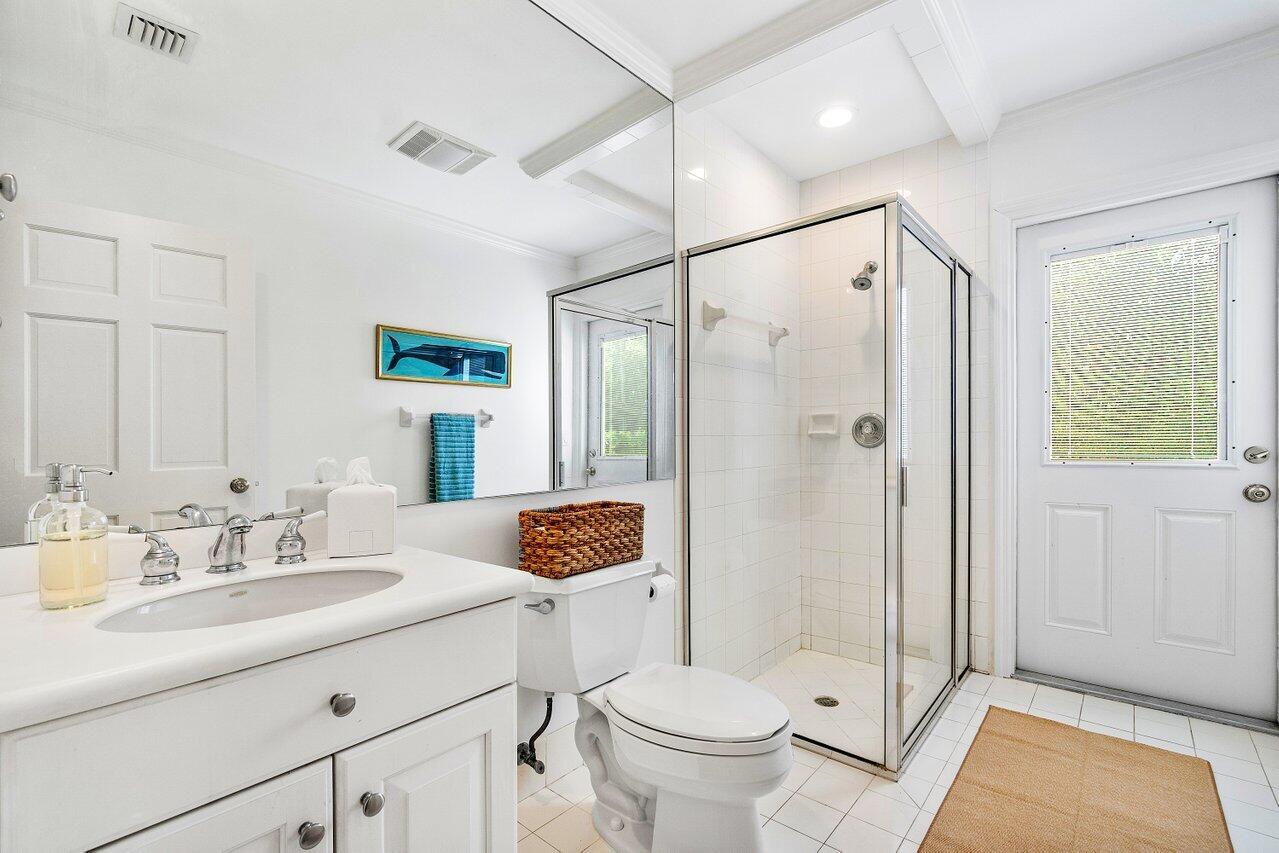 DRAKE PARK - Residential Lease