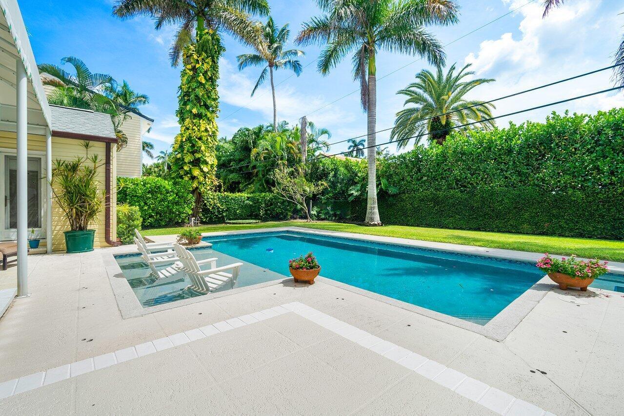 DRAKE PARK - Residential Lease