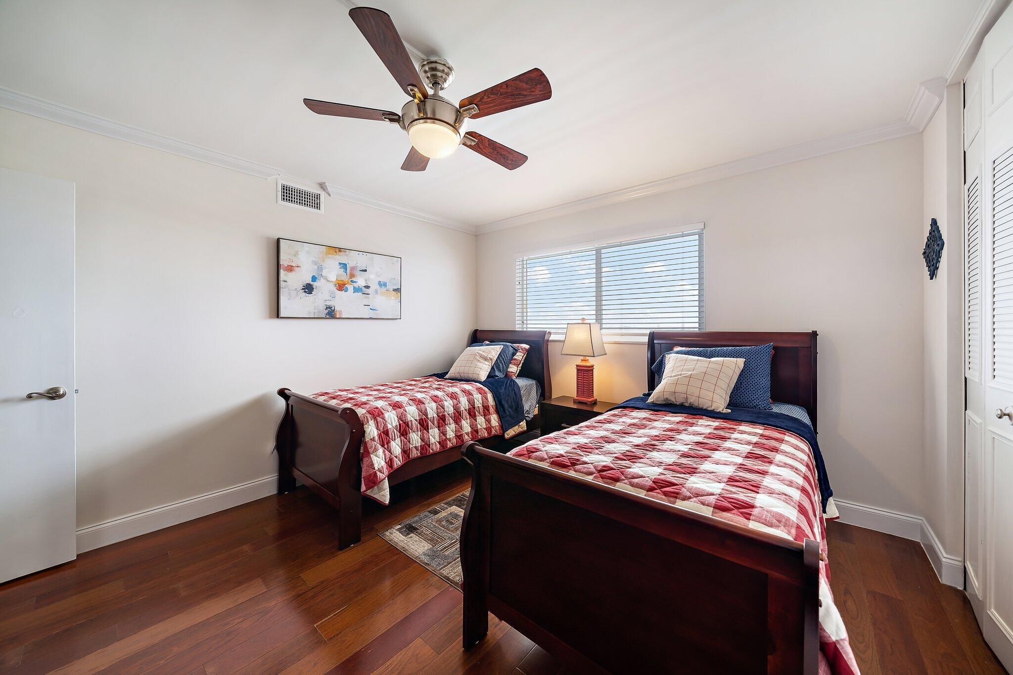 LAKE HARBOUR TOWERS - Residential Lease