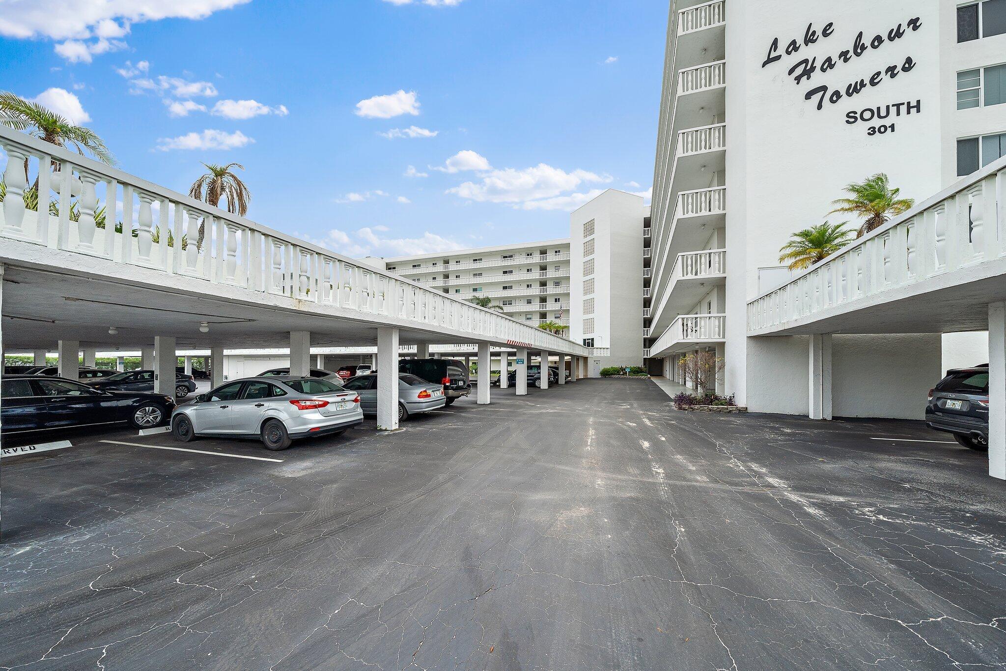 LAKE HARBOUR TOWERS - Residential Lease