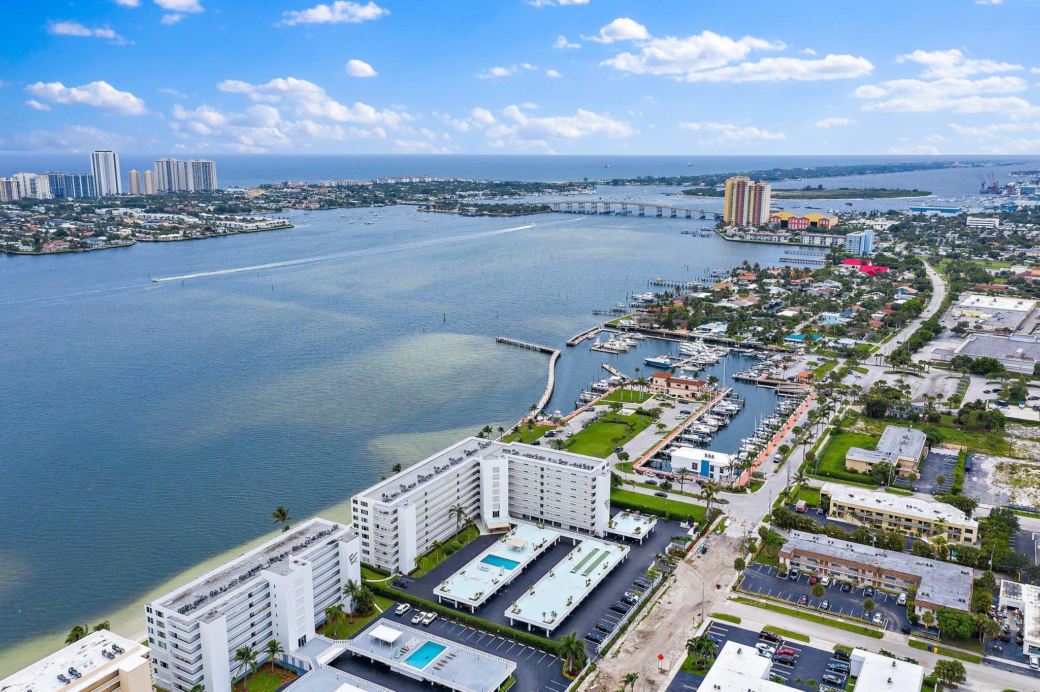 LAKE HARBOUR TOWERS - Residential Lease