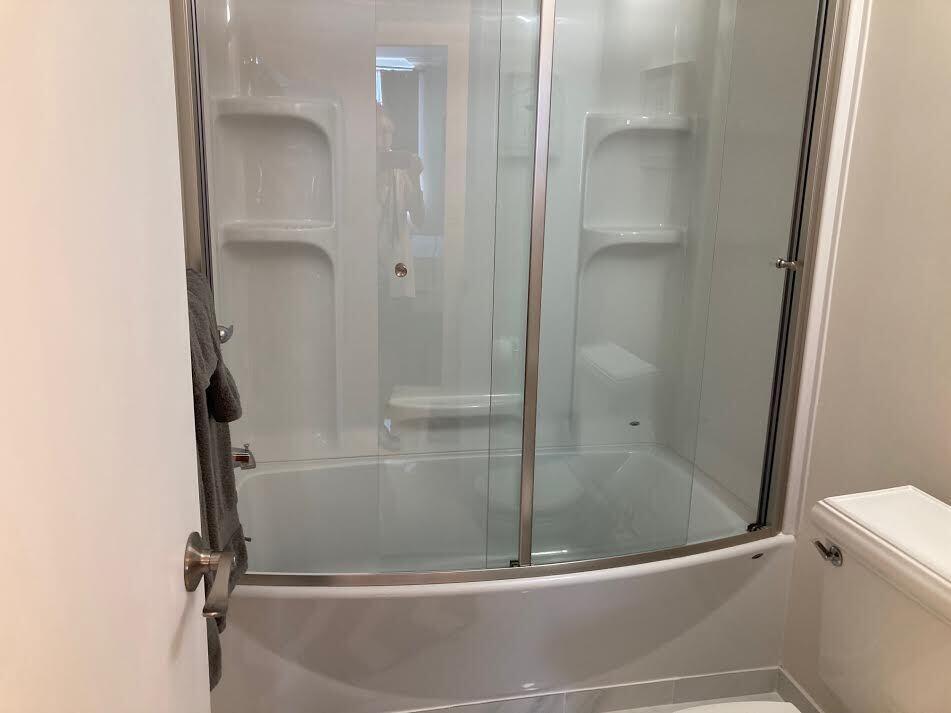 LAKE HARBOUR TOWERS - Residential Lease