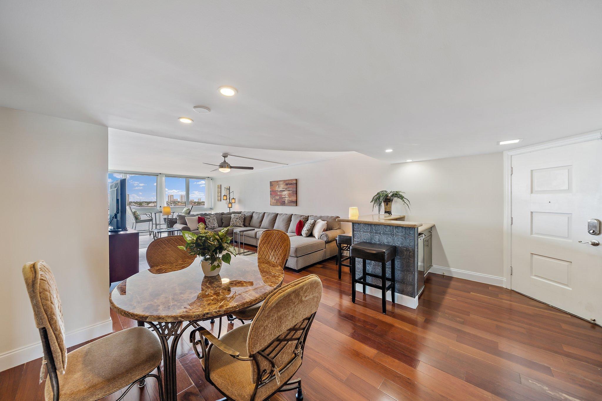 LAKE HARBOUR TOWERS - Residential Lease