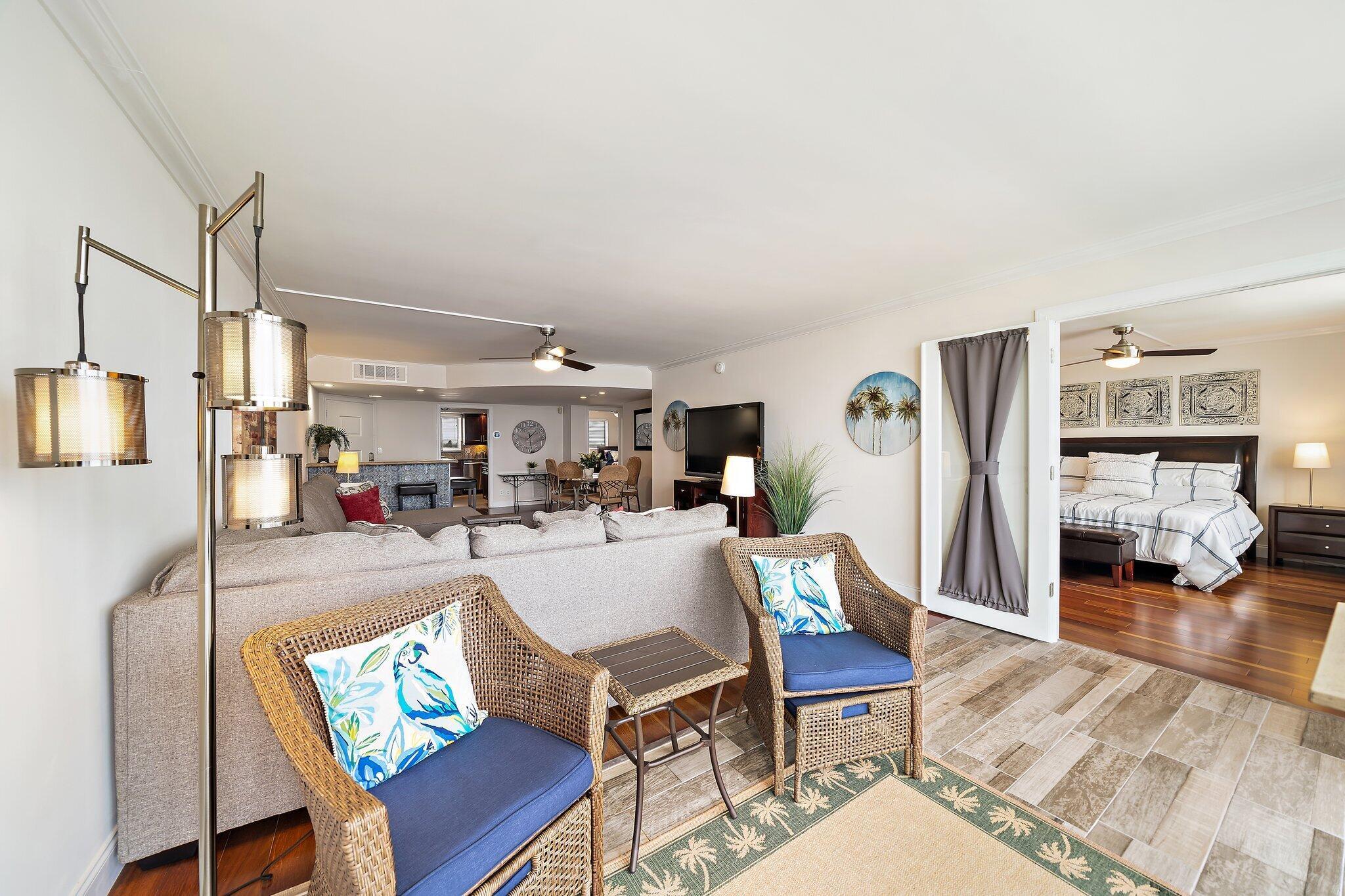 LAKE HARBOUR TOWERS - Residential Lease