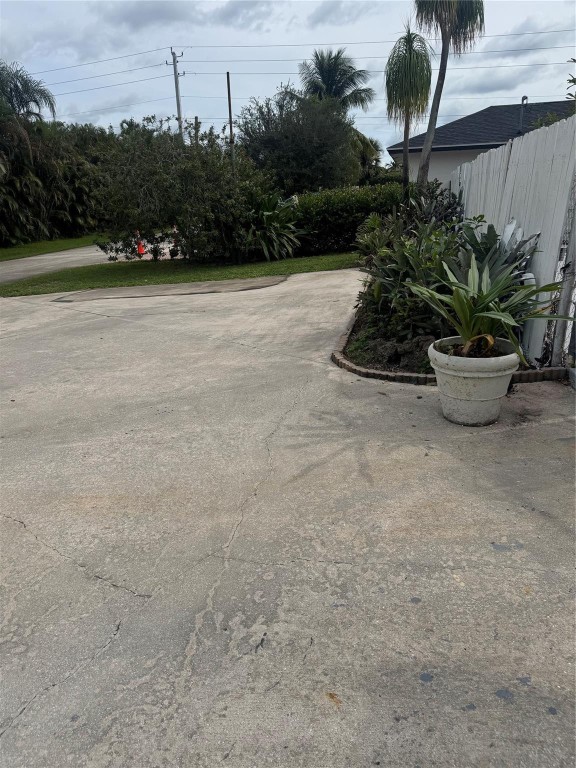 Tropical Country Estates - Residential Lease