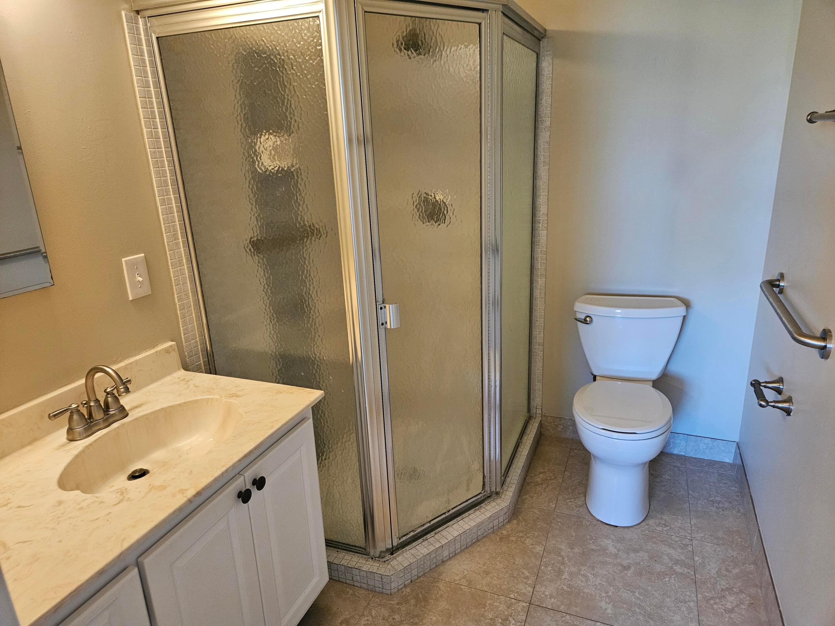 CRESTHAVEN CONDO TOWNHOMES SEC 1 - Residential