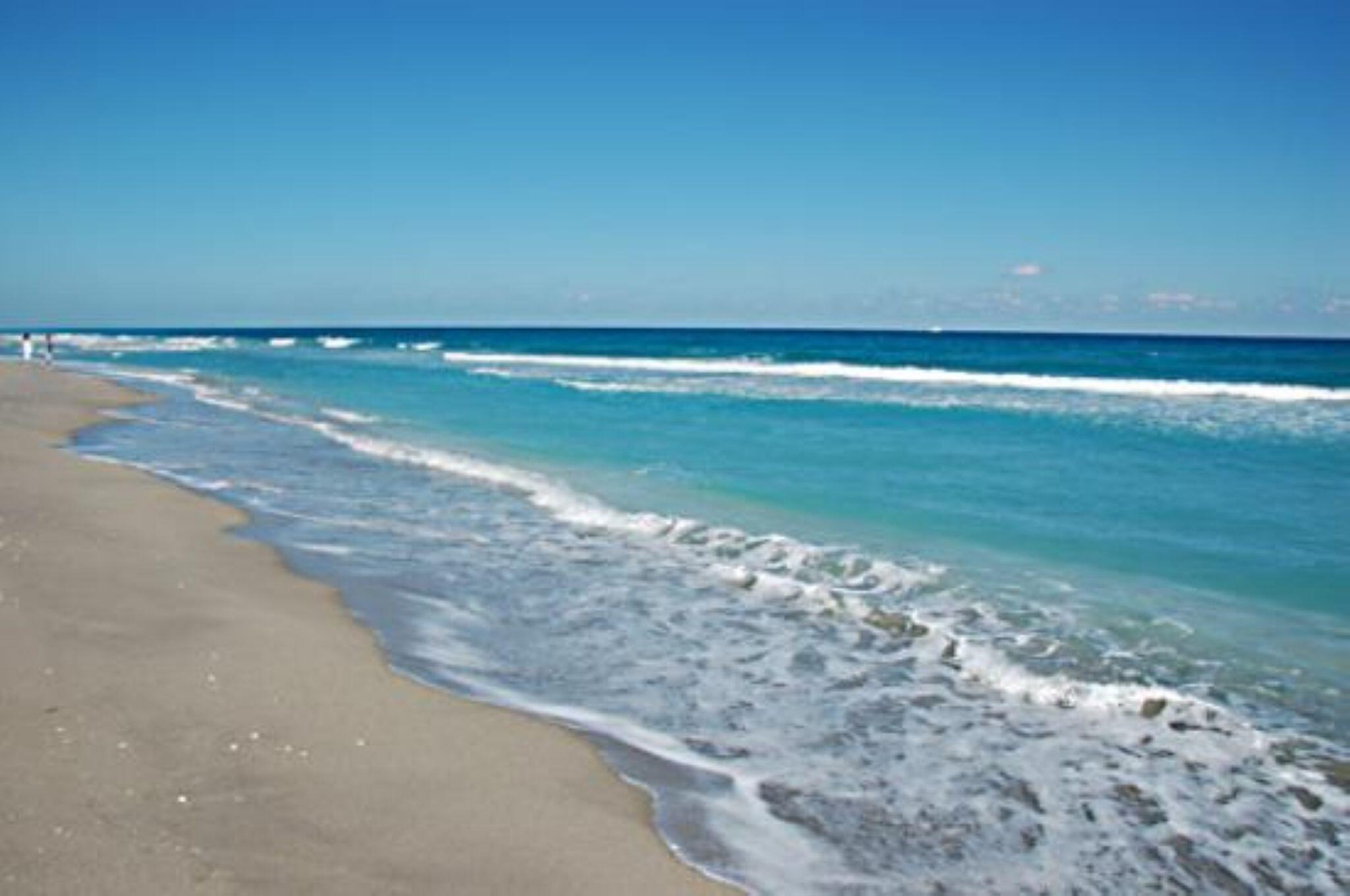 SOMERSET AT ABACOA CONDO - Residential