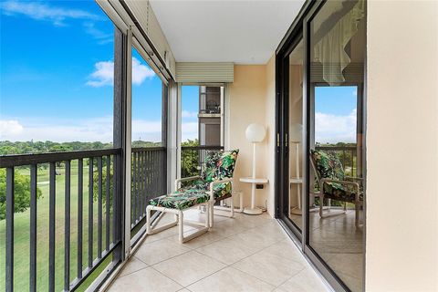 A home in Deerfield Beach