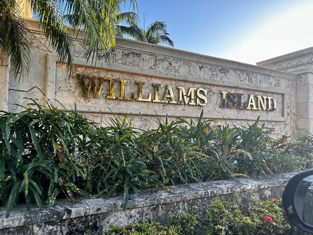 ADMIRALS PORT EAST - Residential Lease