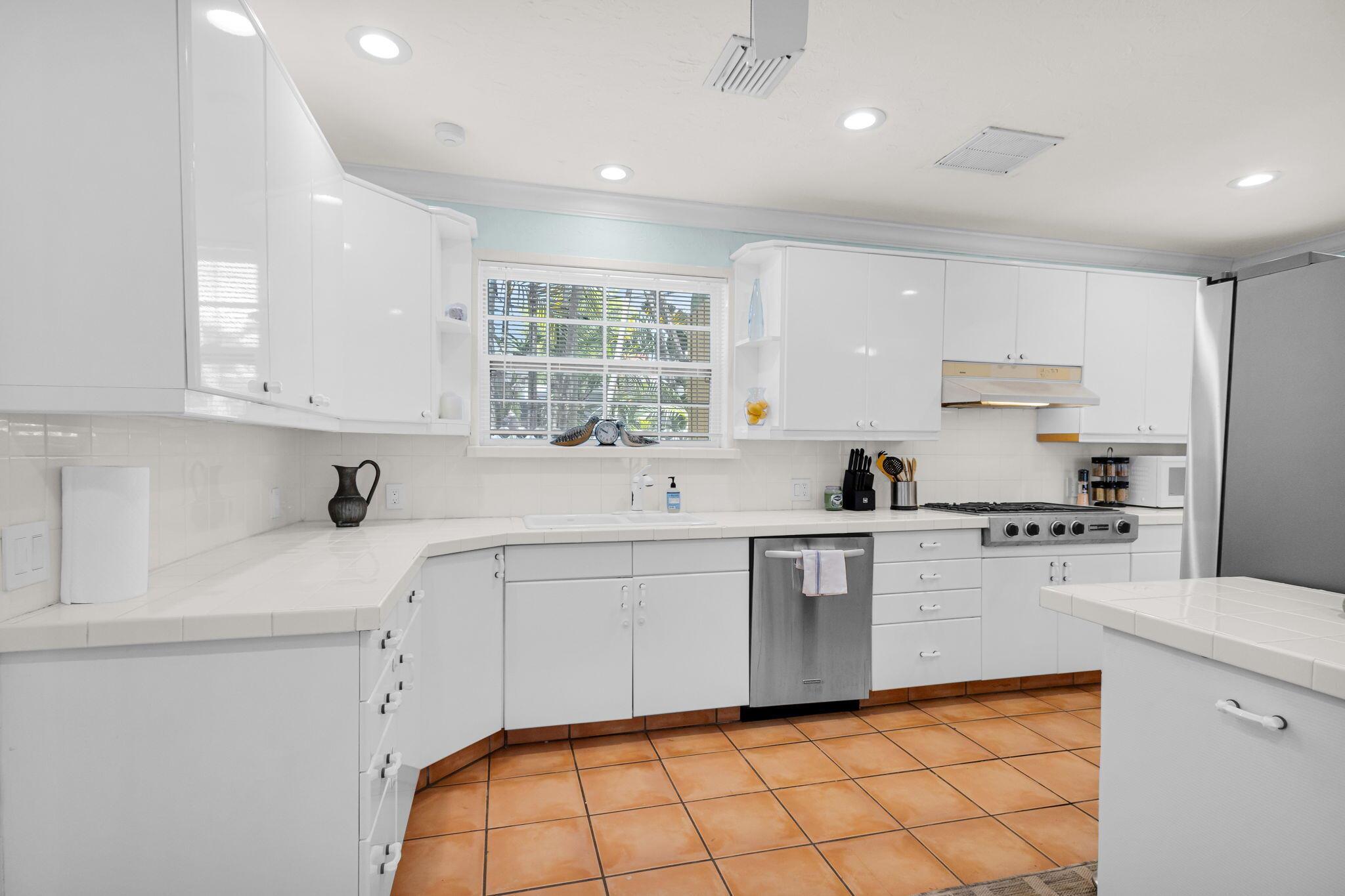 519 28th Street Main House