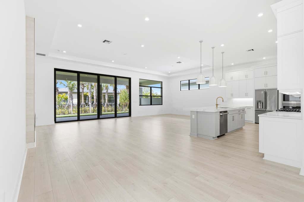 Photo of 9525 St Germain Drive, Palm Beach Gardens, FL 33412 (MLS # B26066204)