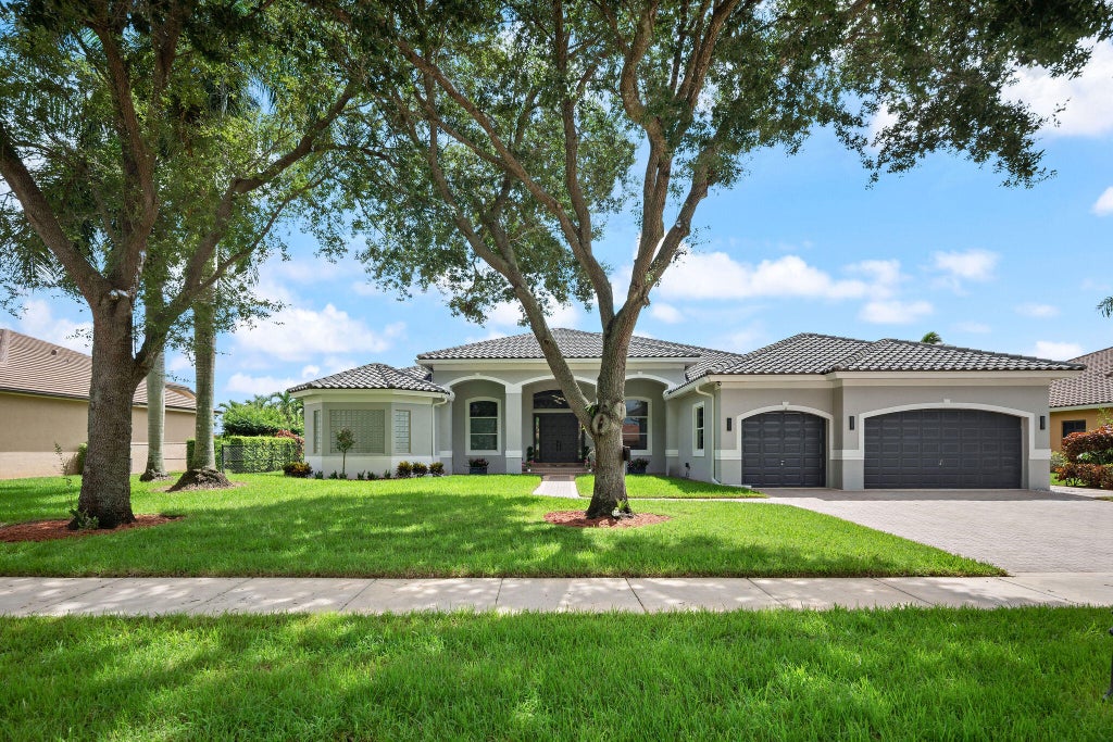 Photo of 3958 SW 140TH Avenue, Davie, FL 33330 (MLS # B26063447)