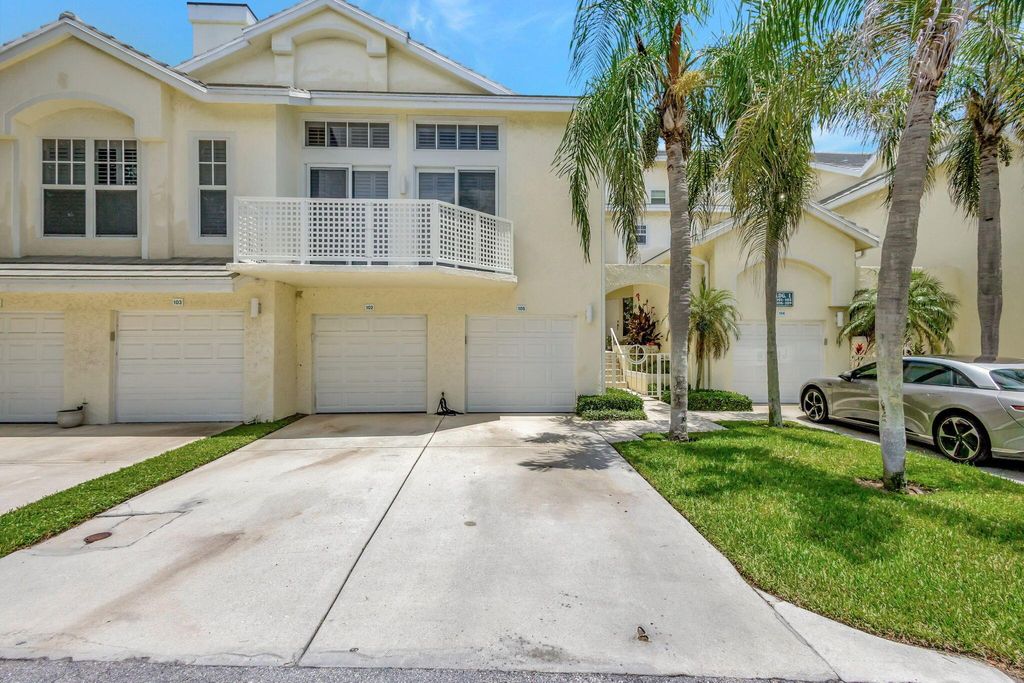 Photo of 105 Mainsail Circle, Jupiter, FL 33477 (MLS # R11007962)