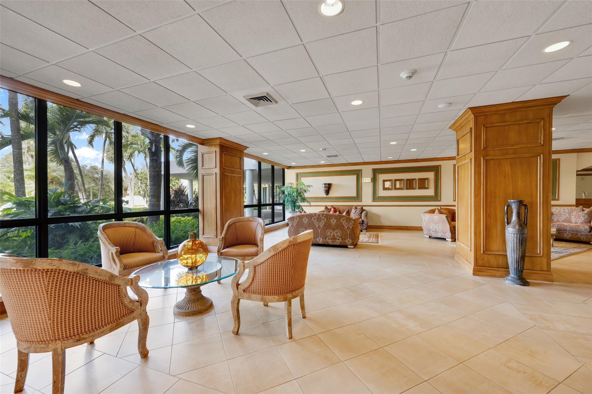 SEA RACH CLUD A - Residential Lease