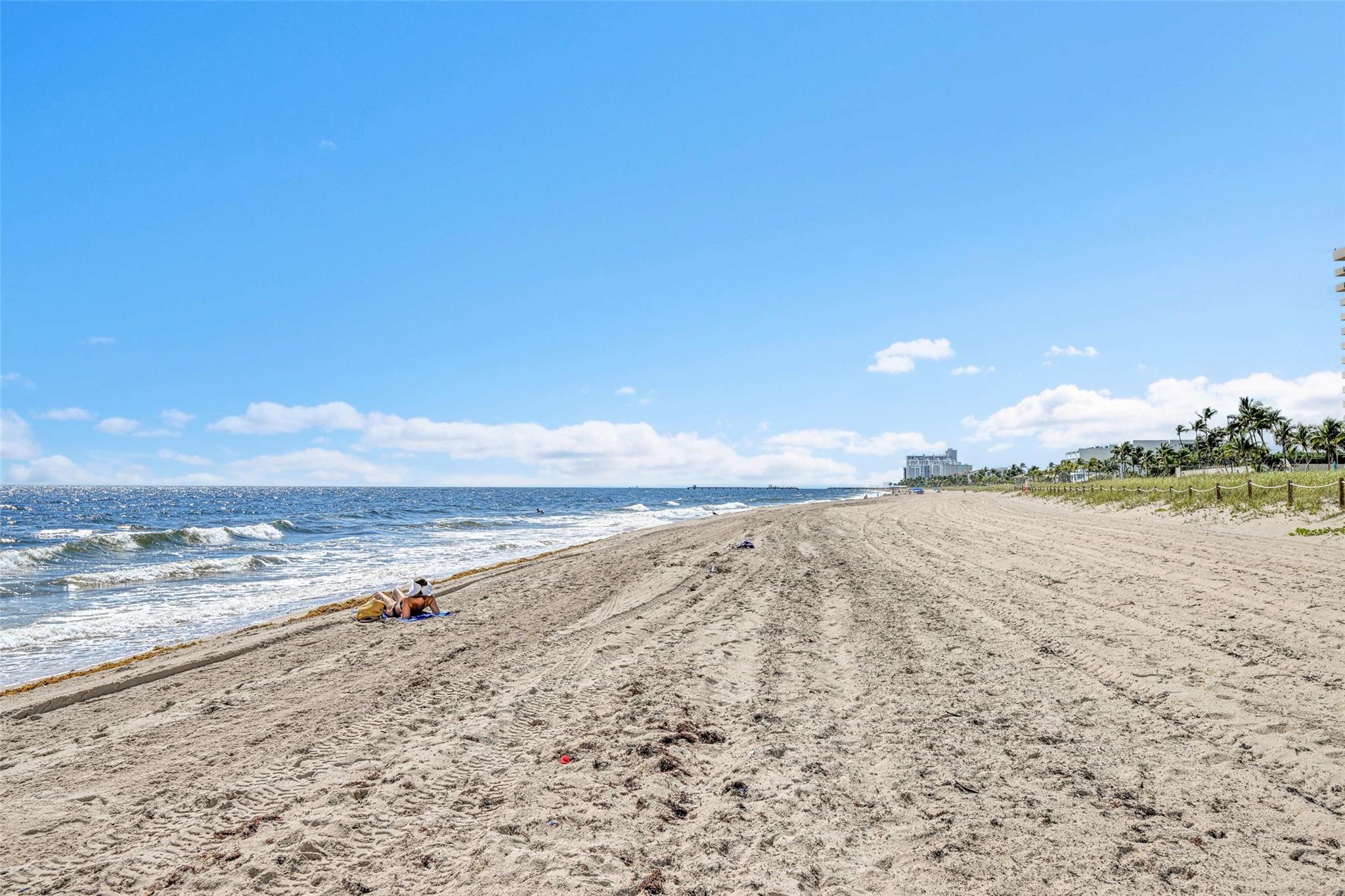 SEA RACH CLUD A - Residential Lease