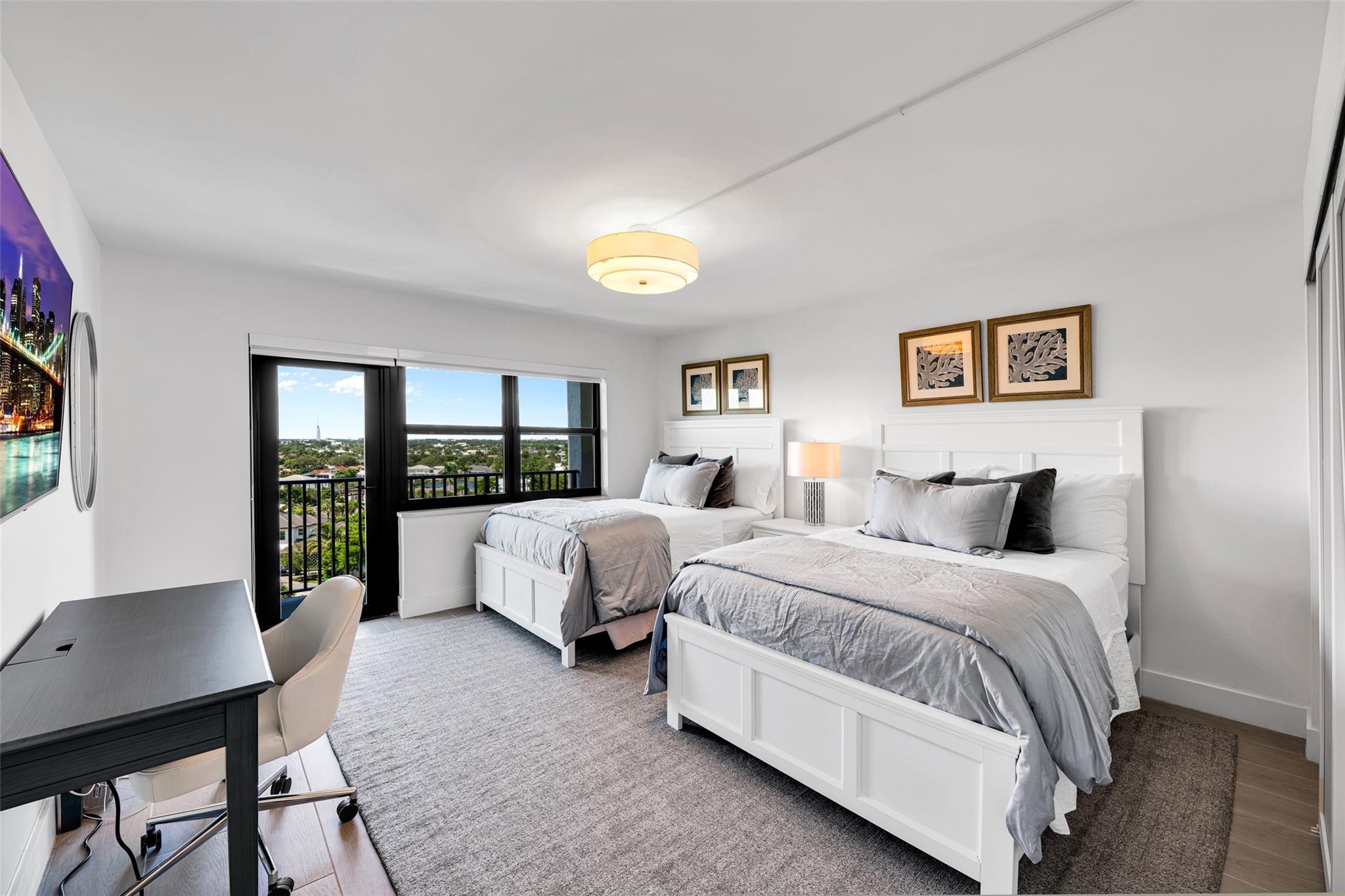 SEA RACH CLUD A - Residential Lease