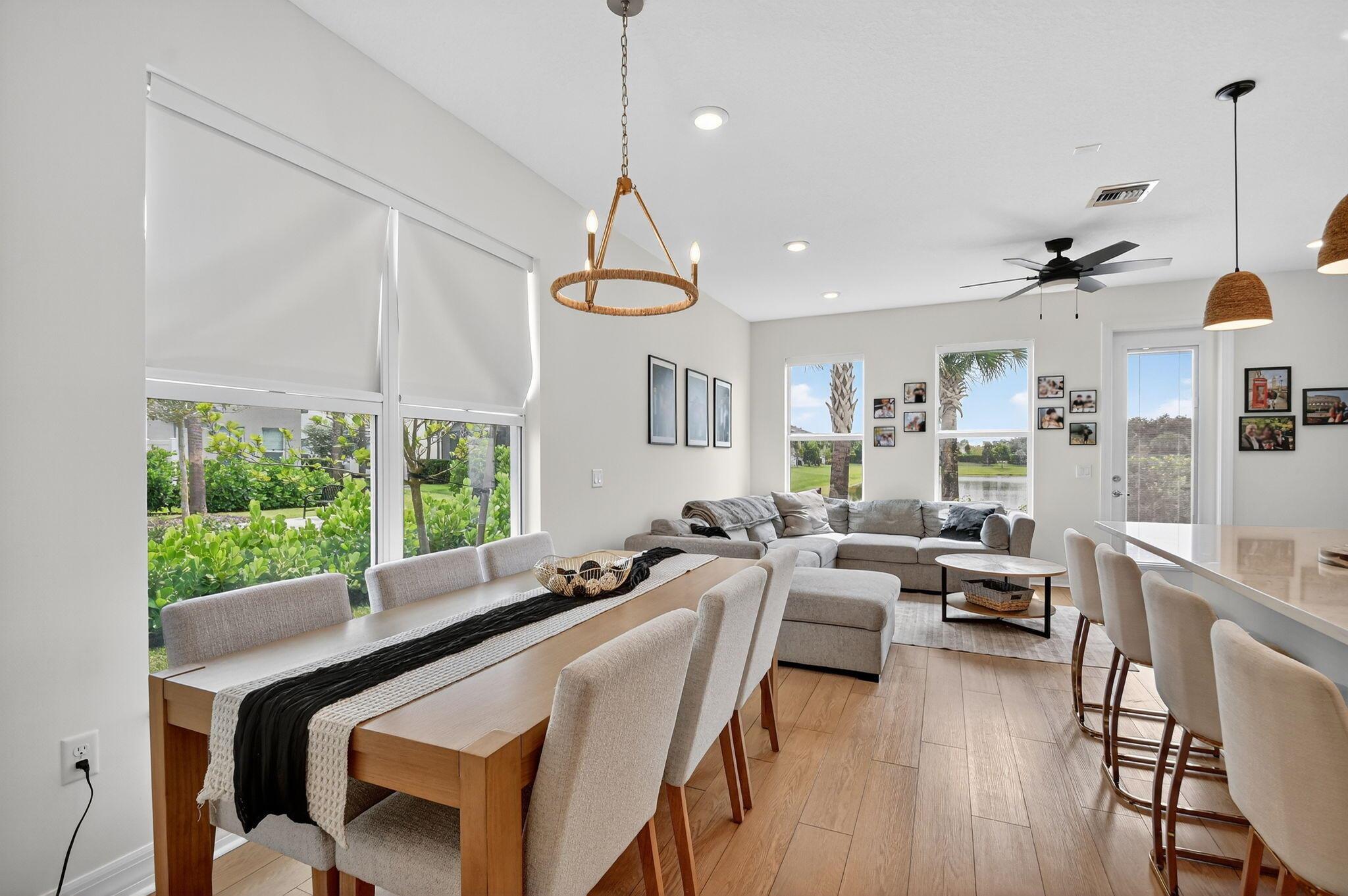 6150 Planta Lane, Greenacres, FL, 33415/$490,000 3 6150 Planta Lane