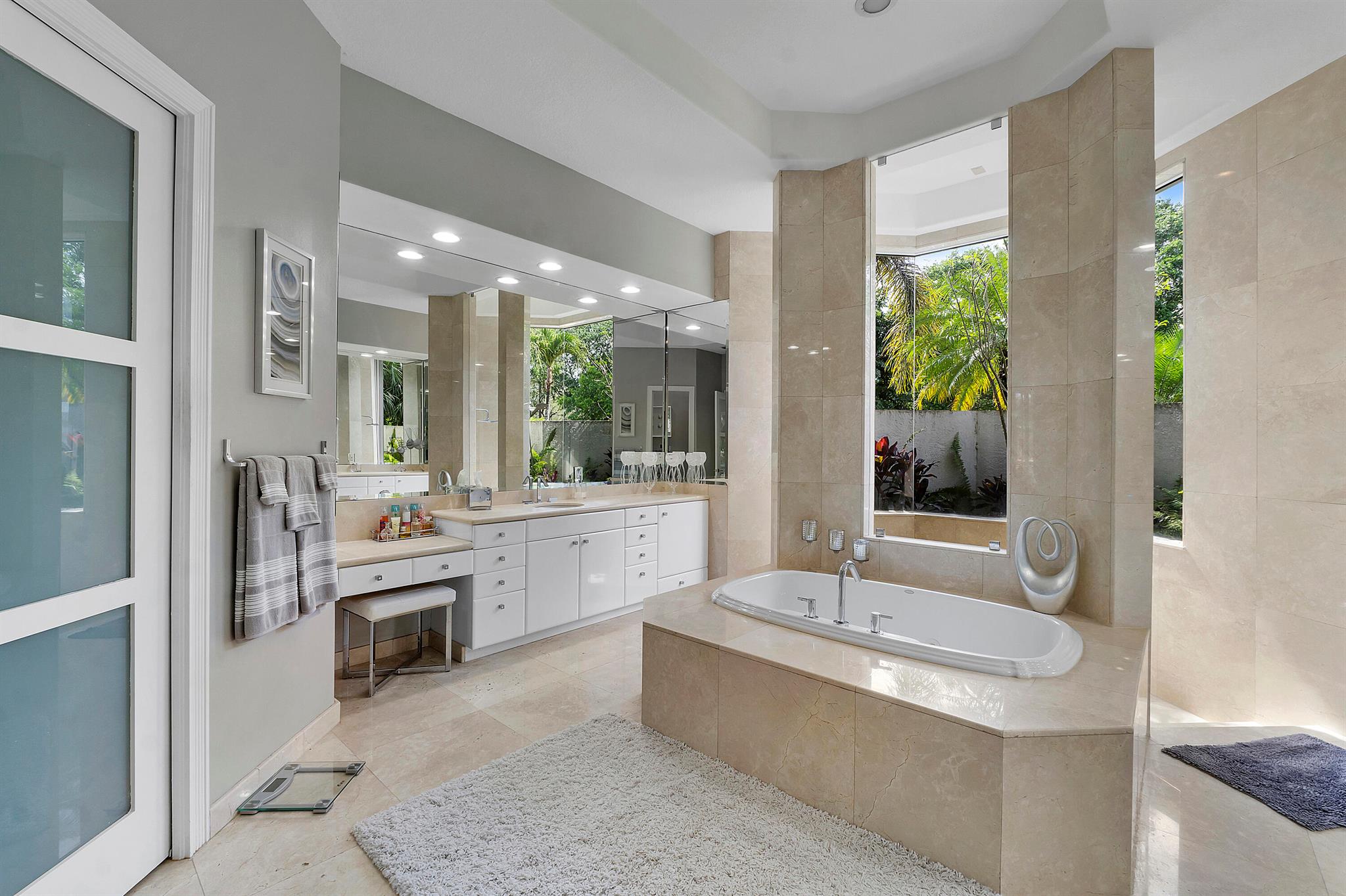 Pine Tree Estates - Residential